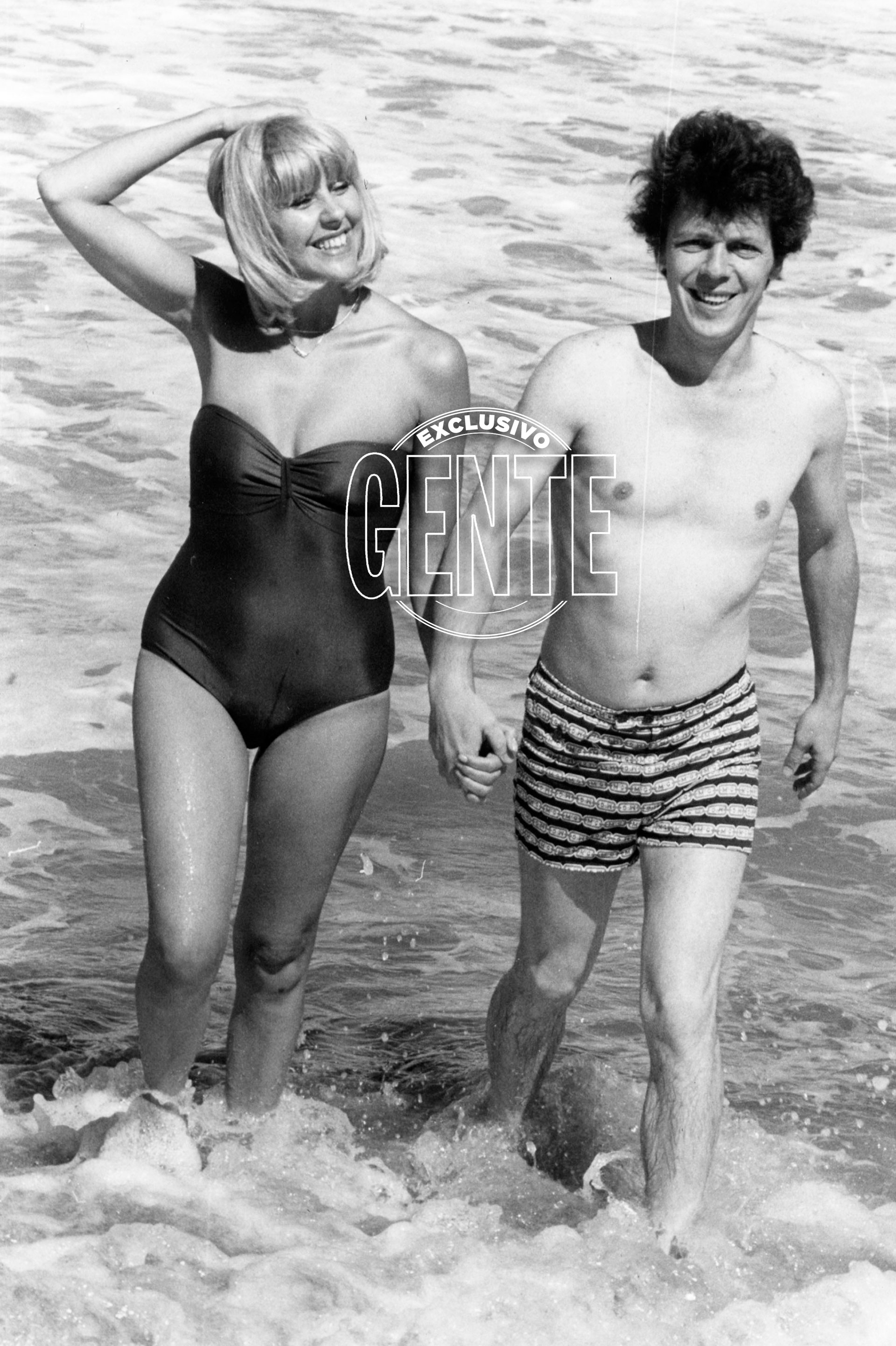 Con Dorys del Valle fueron pareja por casi 20 años. En la playa en 1980 (Foto archivo GENTE)