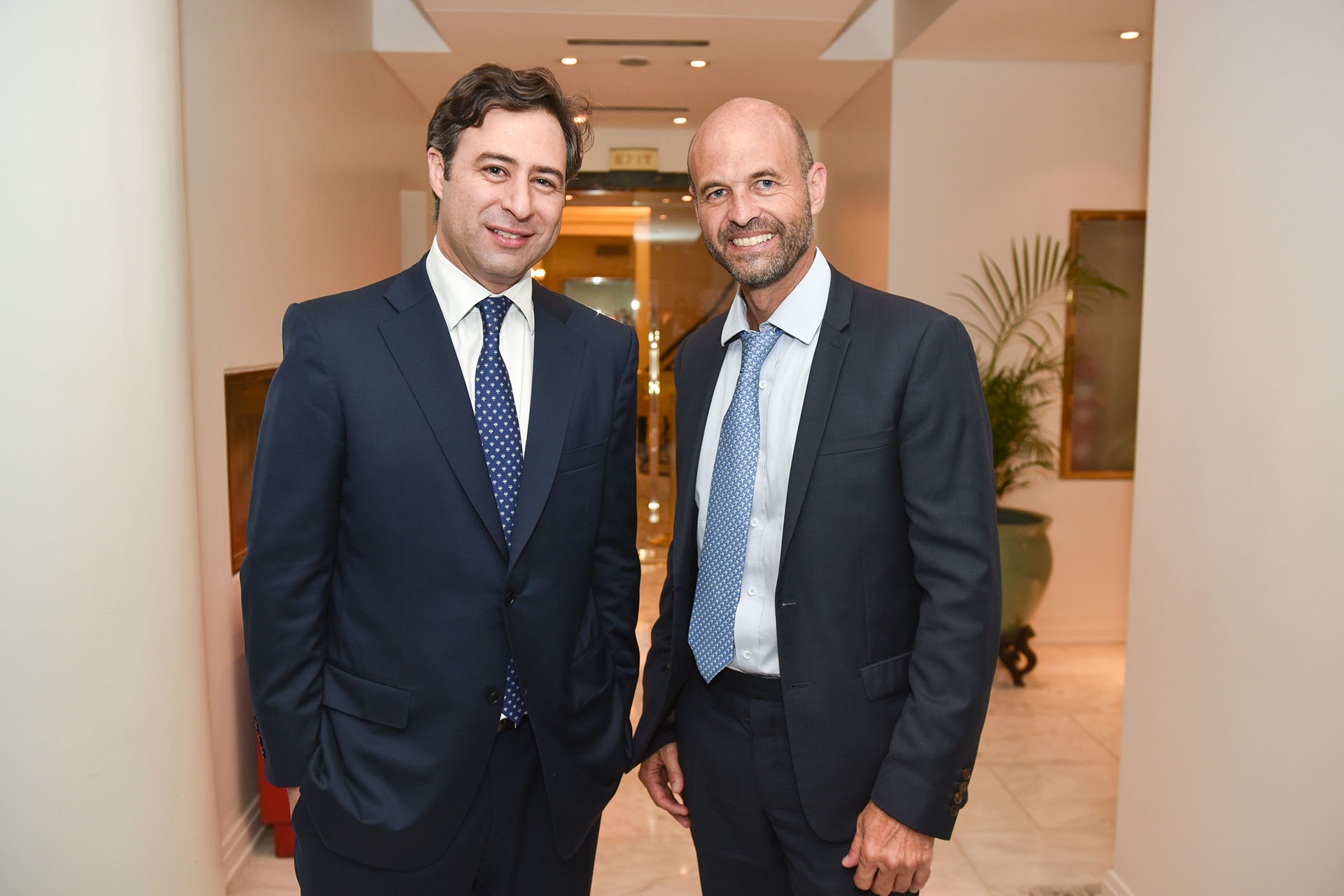 Martín Eurnekian junto a Guillermo Dietrich