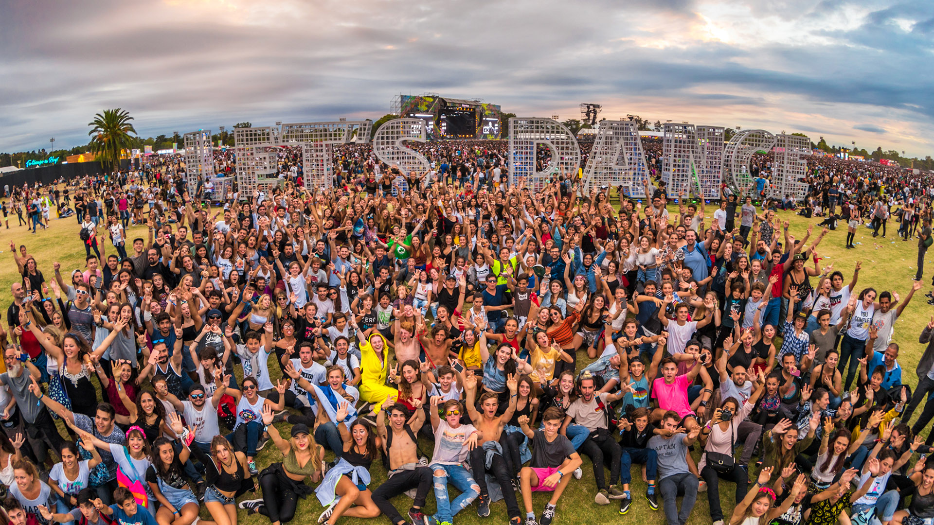 Miles de personas colmaron el Hipódromo de San Isidro para disfrutar el Lollapalooza 2018