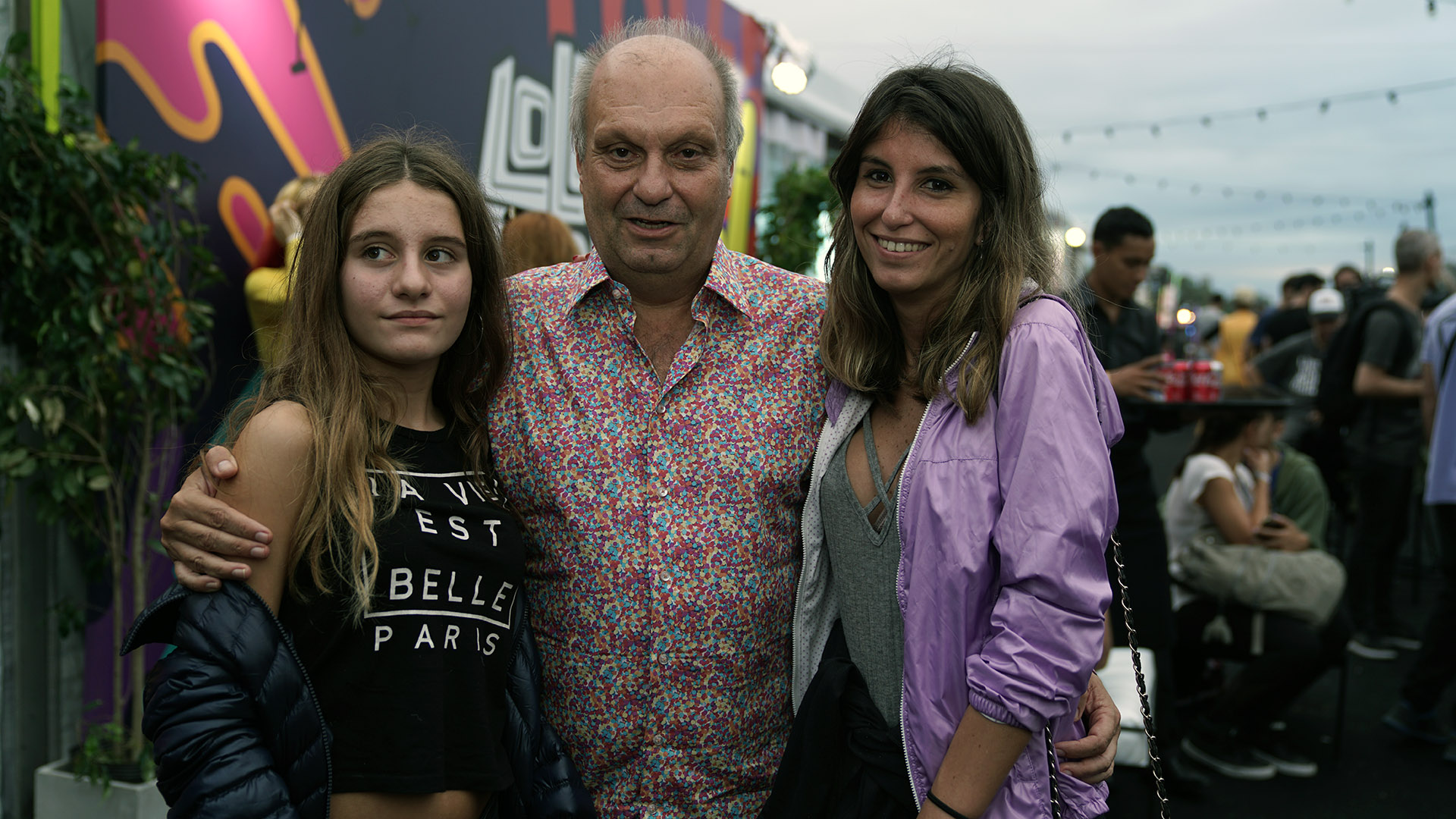 Hernán Lombardi junto a sus hijas Valentina (25) y Maurina (13)