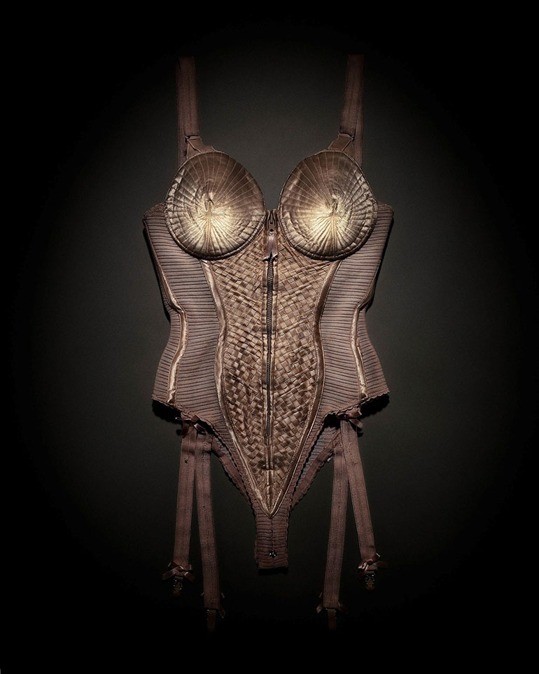 El icónico corsé creado por Gaultier que lució Madonna