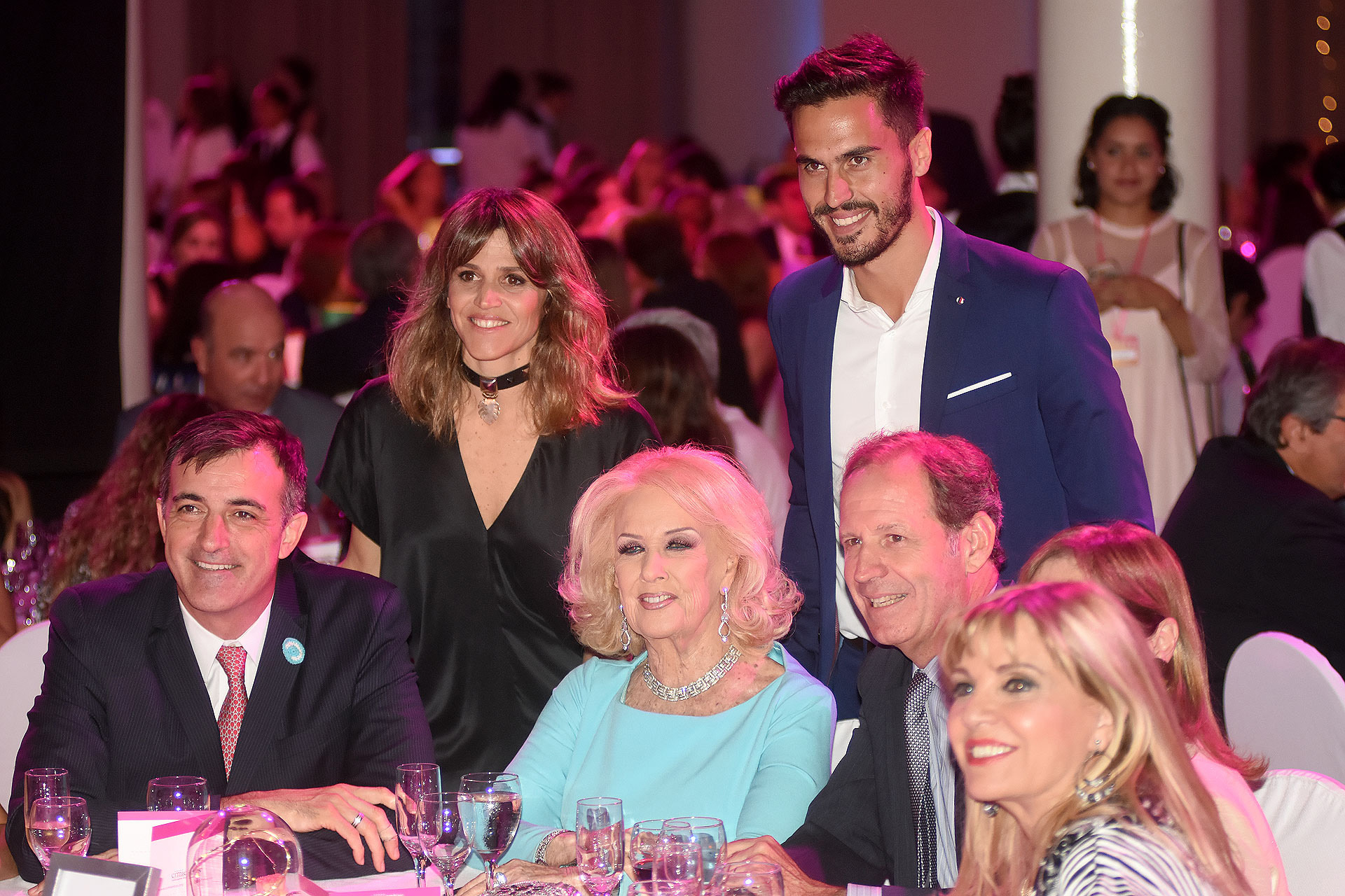 María Freytes, Juan Marconi, Esteban Bullrich, Mirtha Legrand, Miguel Blaquier y Teté Coustarot