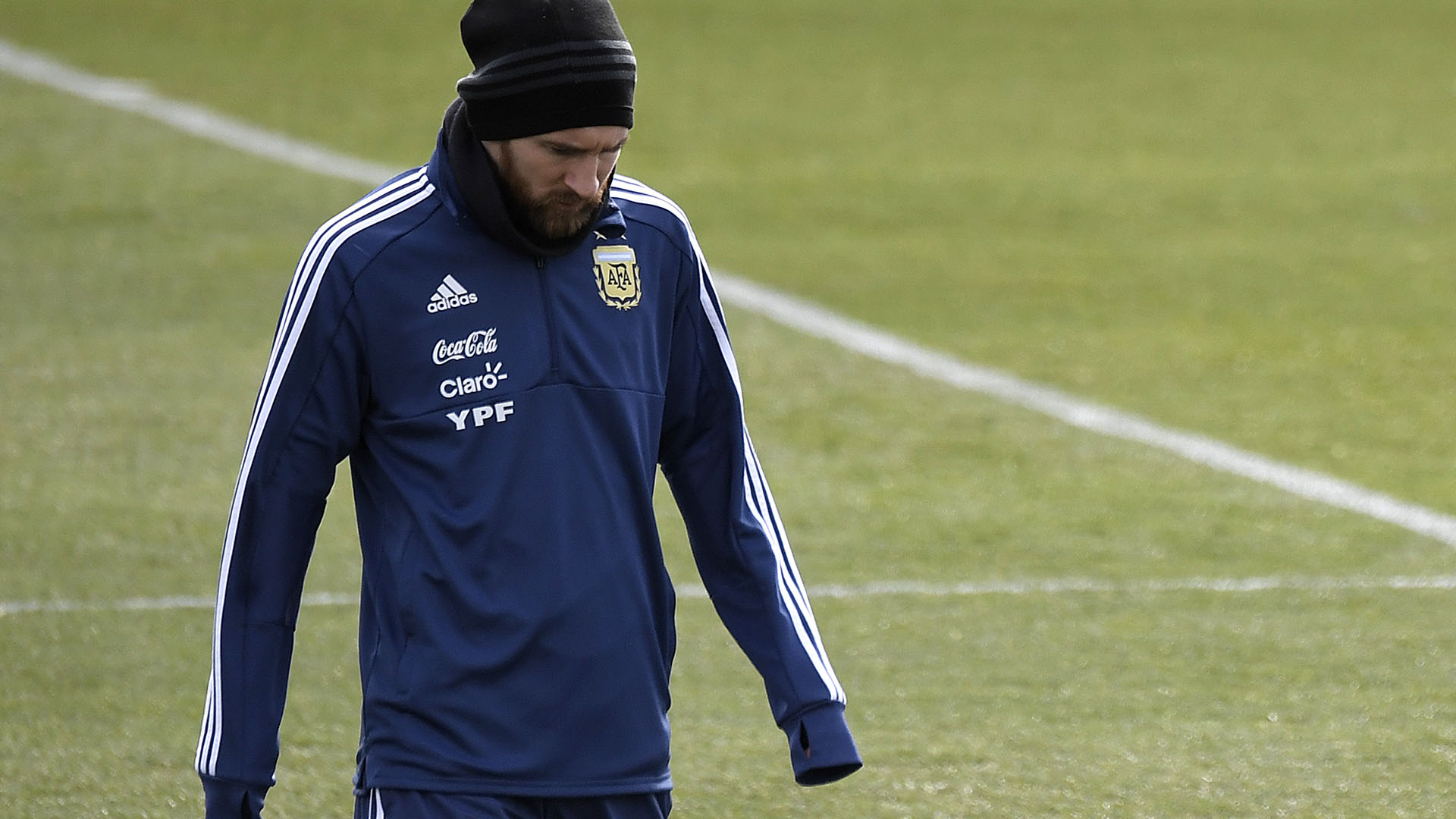 Lionel Messi, durante el último entrenamiento de la Selección en Europa (Foto: AFP)