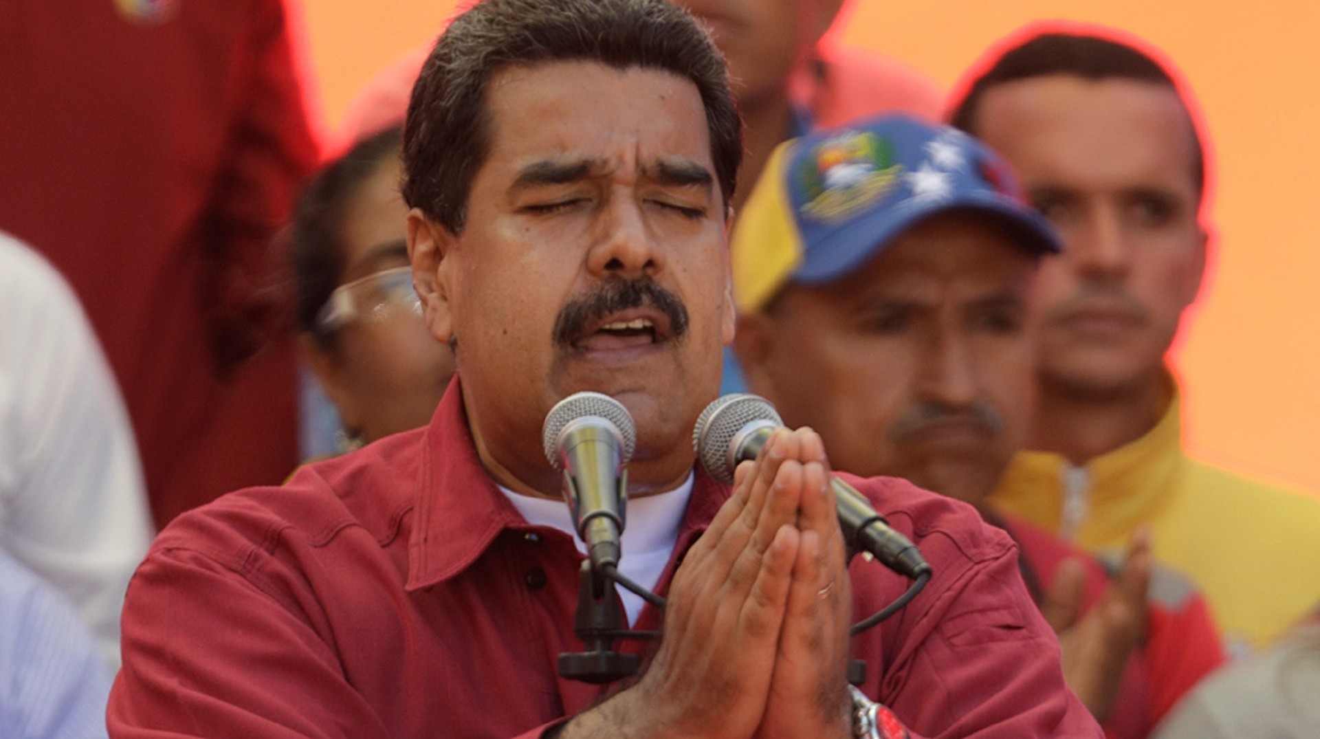 Nicolás Maduro amenazó con viajar a la cumbre