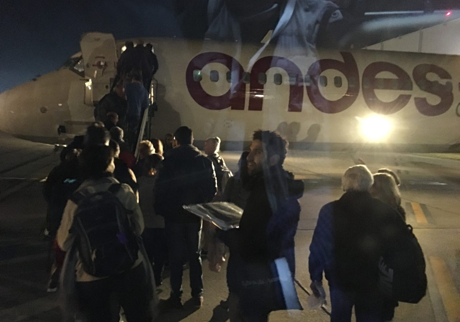 El vuelo a las islas durará 2 horas y 40 minutos