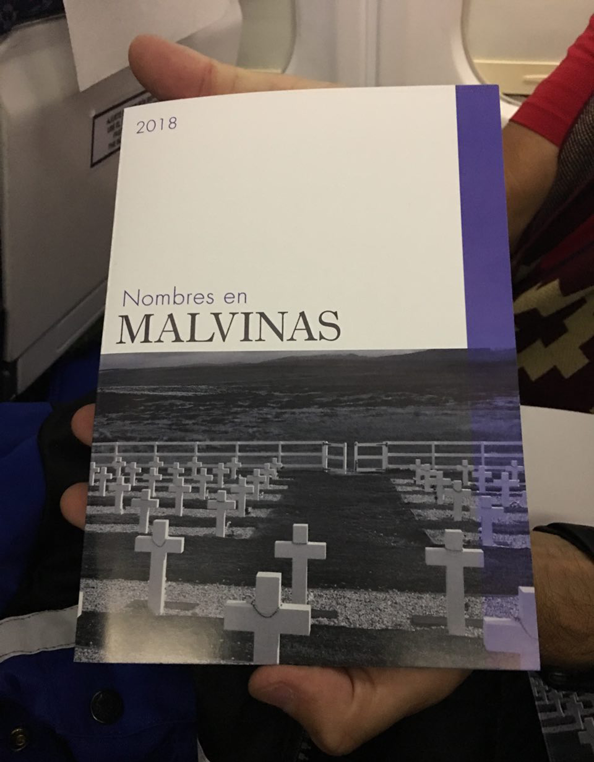“Nombres en Malvinas”, un folleto conmemorativo para los pasajeros