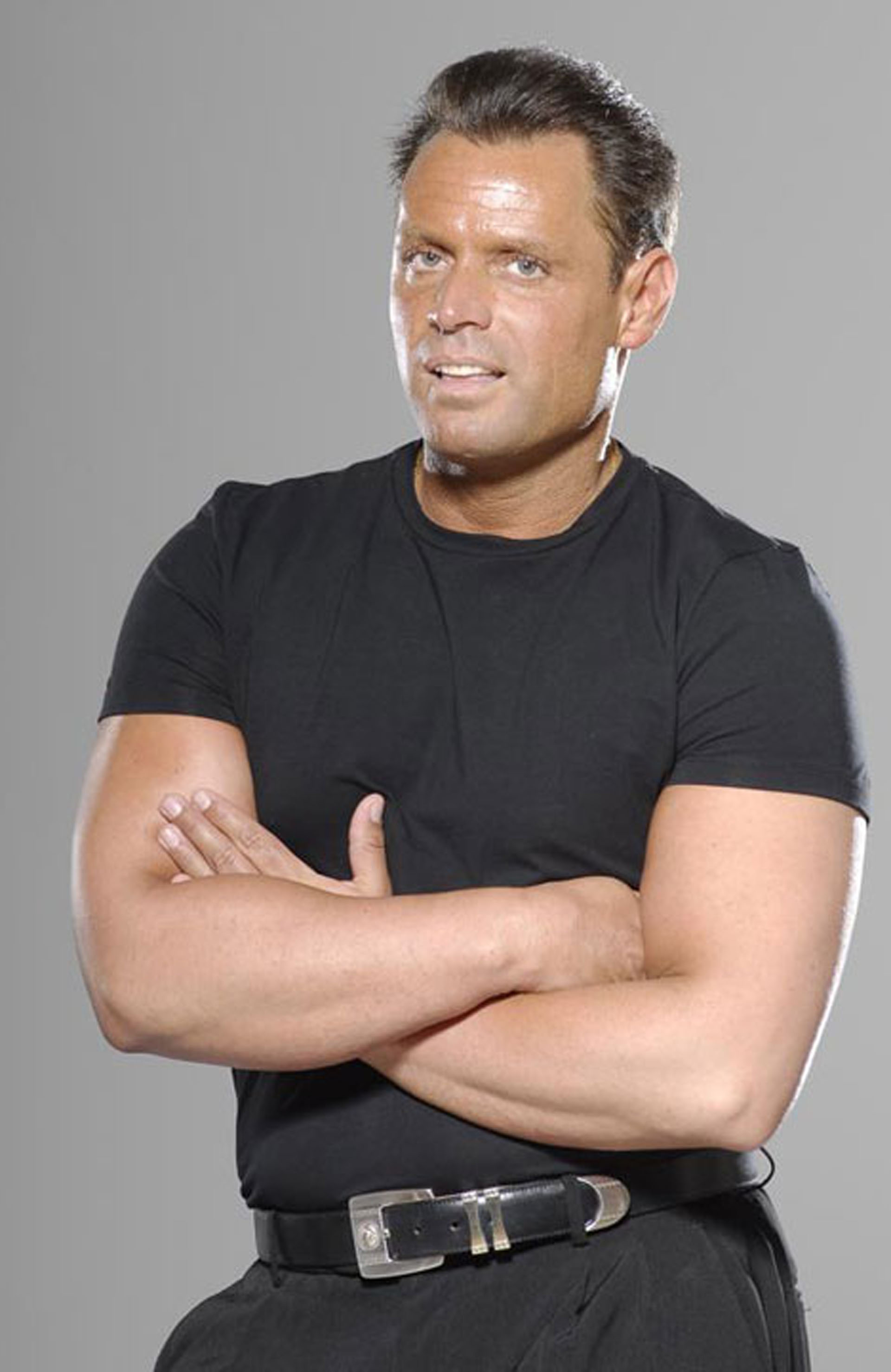 Andrés Rey trabaja desde hace más de dos décadas como doble de Luis Miguel