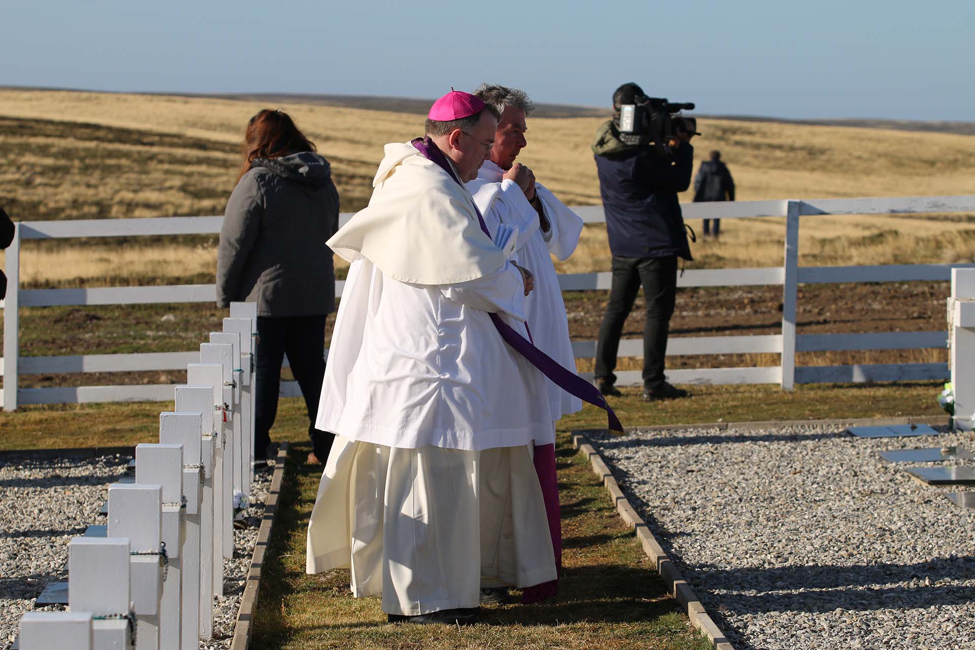 Durante la ceremonia religiosa se leyó la Liturgia de la Palabra (lectura del Santo Evangelio según San Juan, y se ofreció la comunión