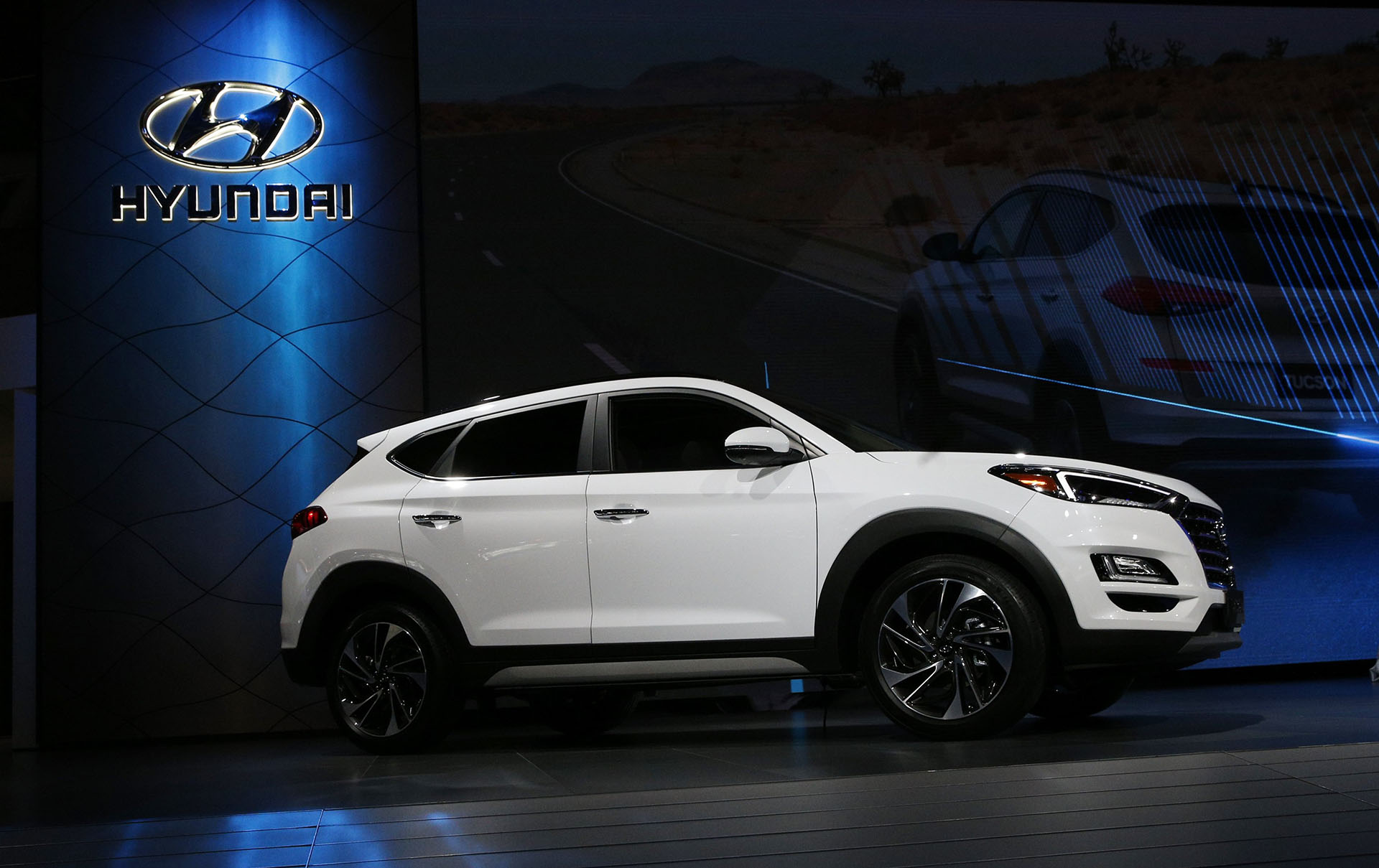 El Hyundai Tucson es la principal apuesta de la marca surcoreana en la cita neoyorquina. Uno de los SUV más vendidos a nivel global recibió un lavado de cara que demuestra el interés de la marca en seguir dominando en el segmento de mayor expansión en todo el mapa