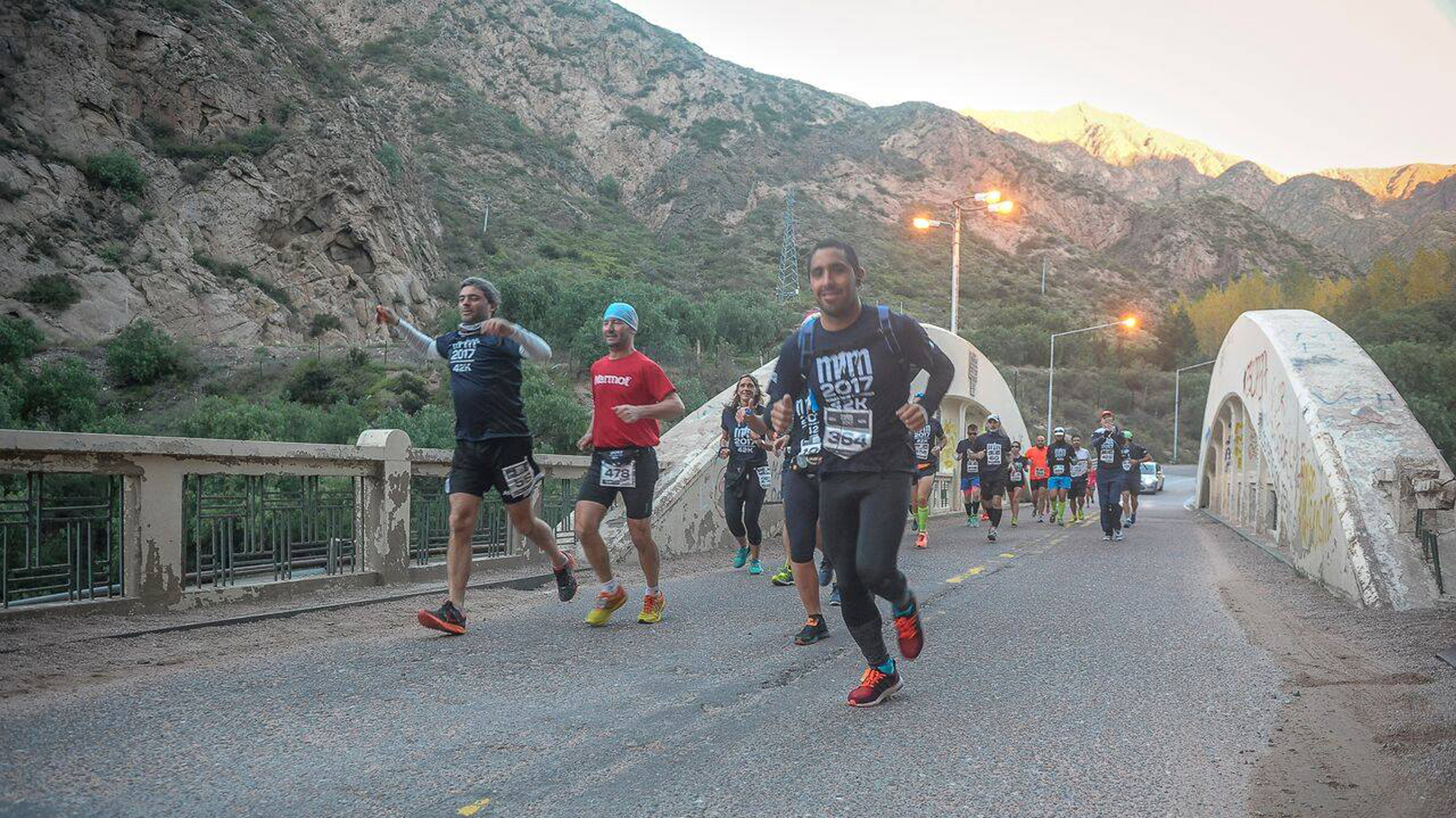 La maratón de Mendoza atrae gran cantidad de atletas internacionales (Facebook: Maratón de Mendoza)