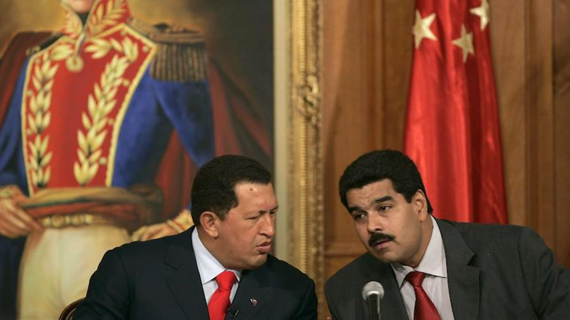 Hugo Chávez y Nicolás Maduro