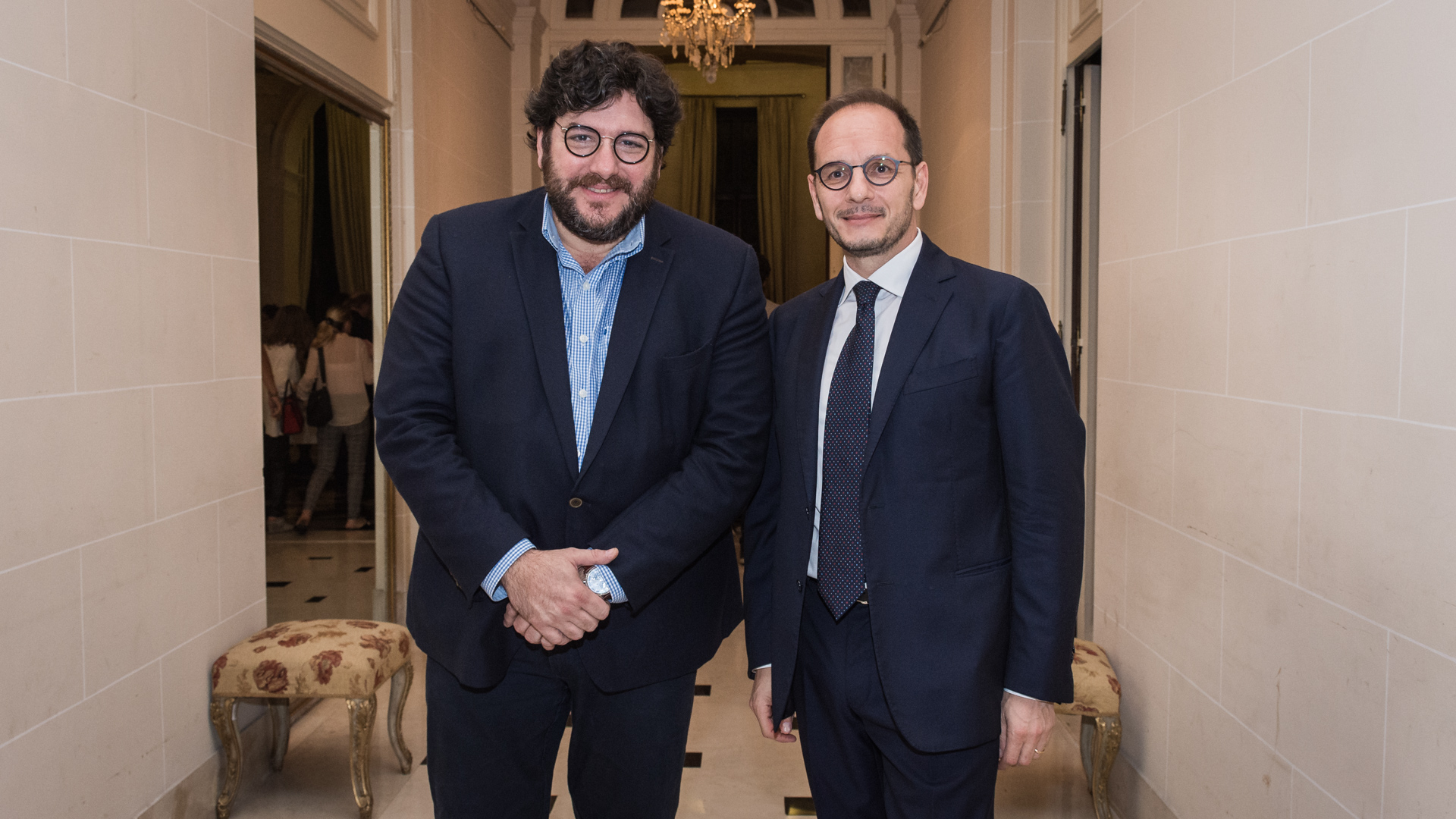 Pablo Avelluto, ministro de Cultura de la Nación fue recibido por el embajador italiano en Argentina, Giuseppe Manzo