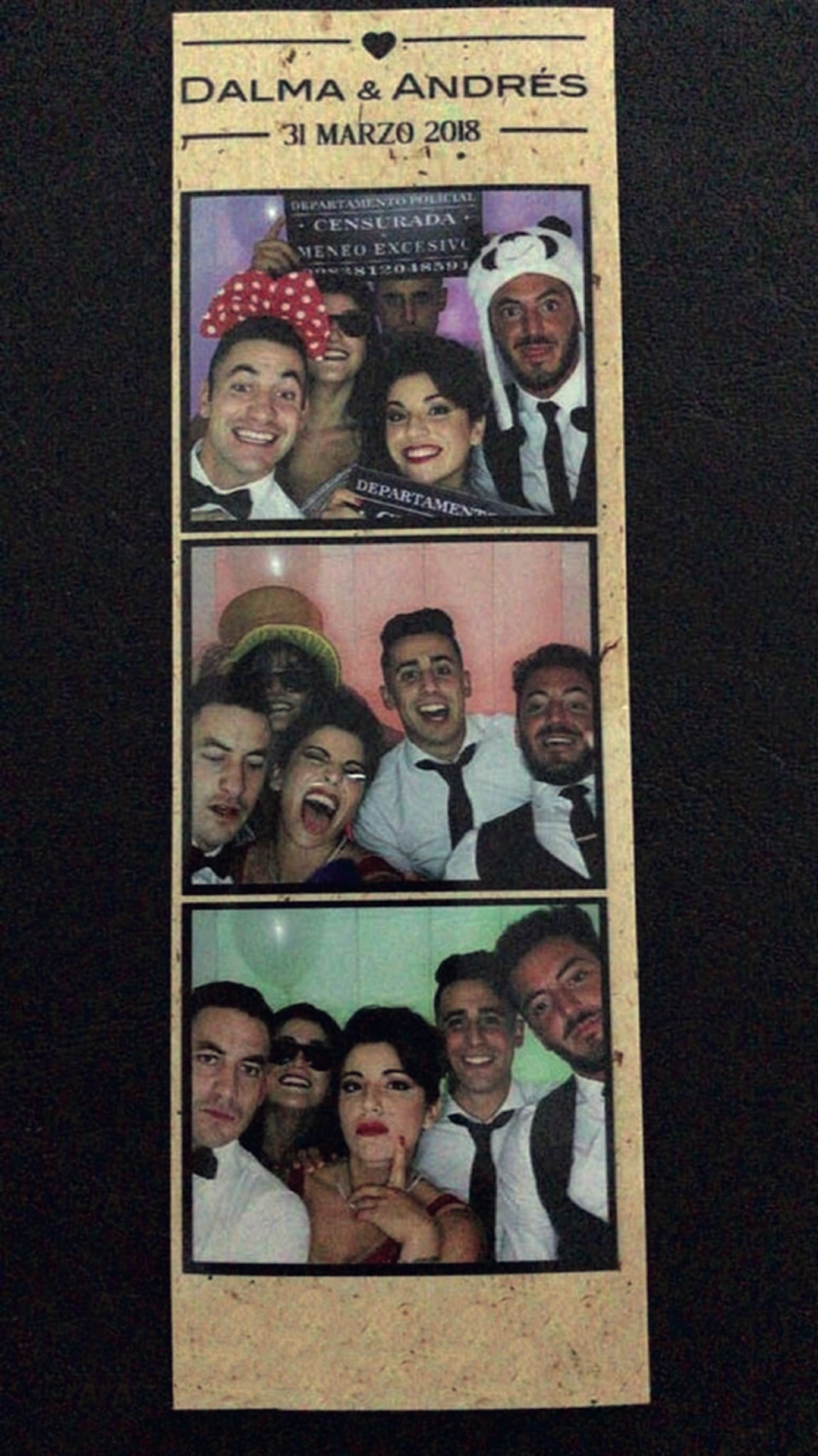 Los invitados disfrutaron de dos cabinas de fotos, como Gianinna y sus amigos.