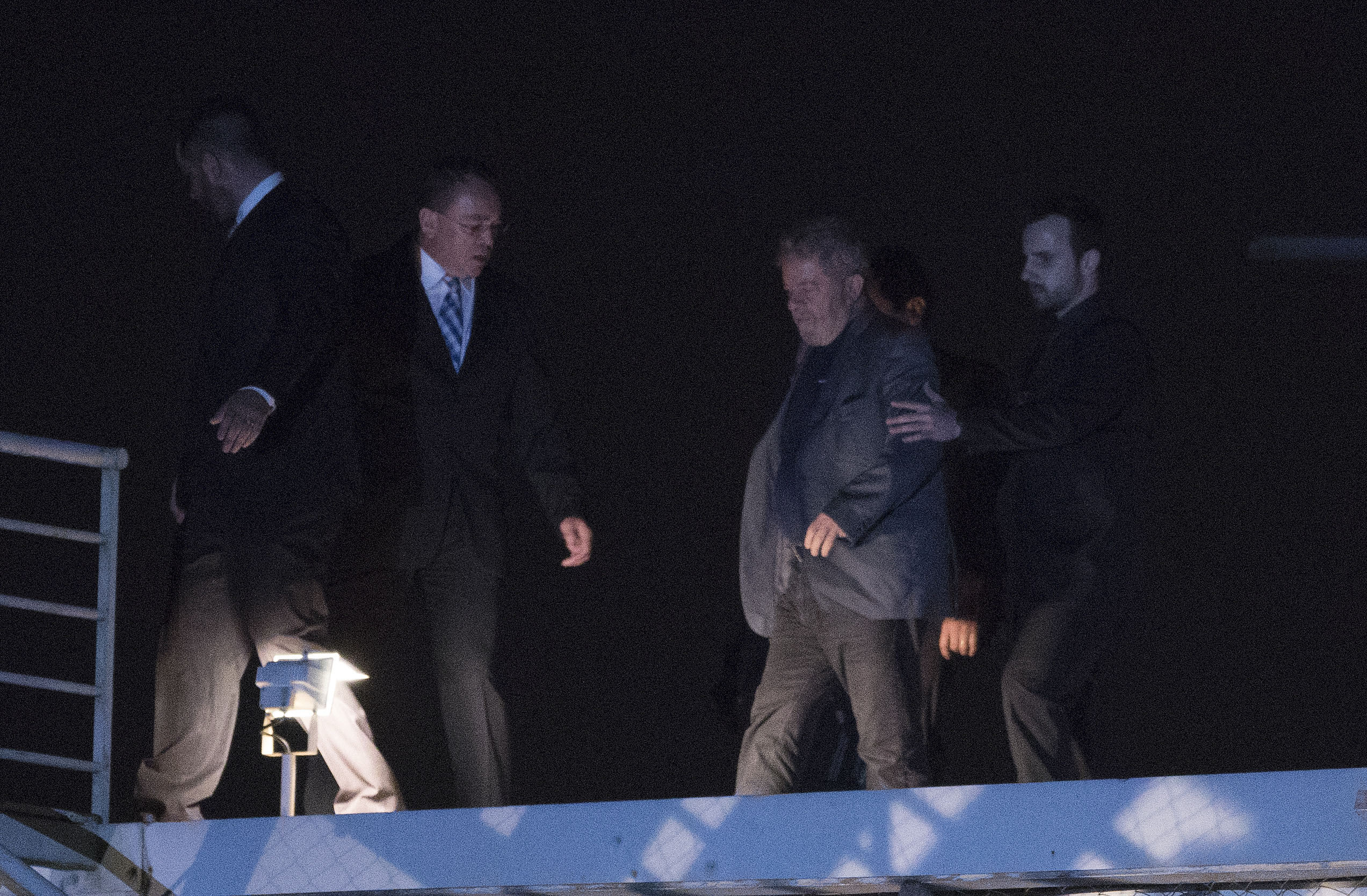 Lula da Silva en su llegada a la sede la Policía Federal de Curitiba, donde empezará a cumplir su condena de 12 años por corrupción. (AP Photo/Leo Correa)