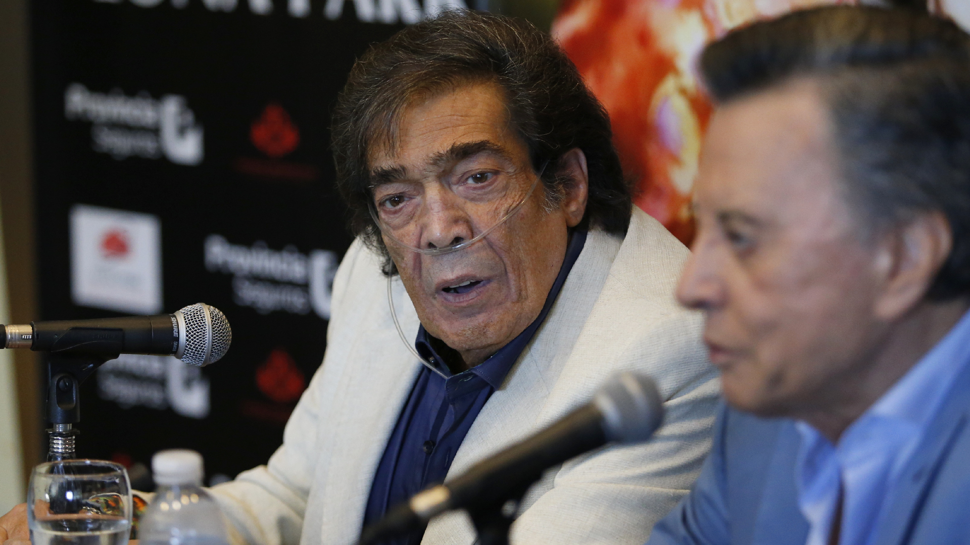 Cacho Castaña junto a Ramón “Palito” Ortega en la presentación de “Juntos”, el show que darán en el Luna Park el 11 de mayo