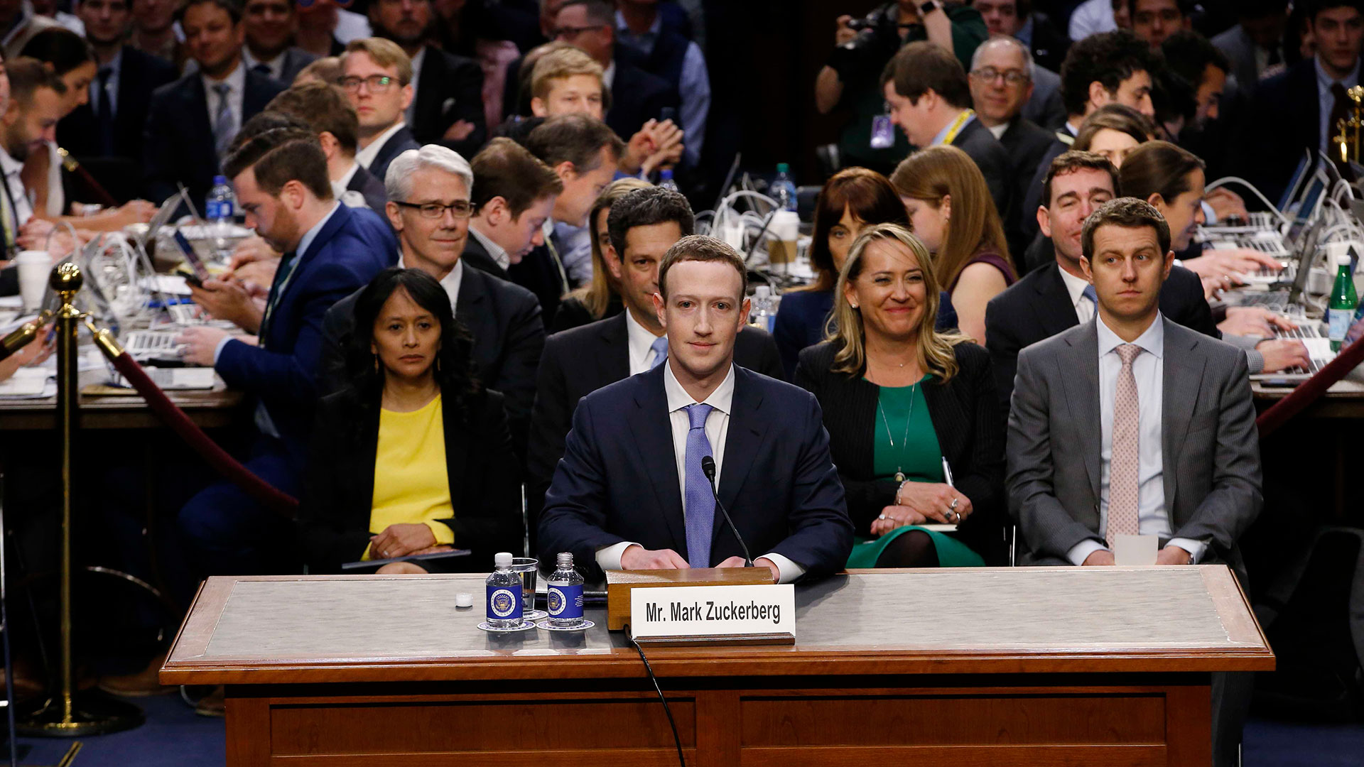 Marck Zuckerberg durante su audiencia en el Congreso. Foto: Reuters.