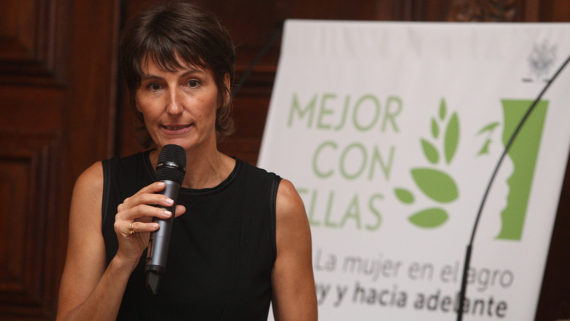 Laurence Loyer puso especial énfasis en destacar el valor de la “mixité”, de lo mixto