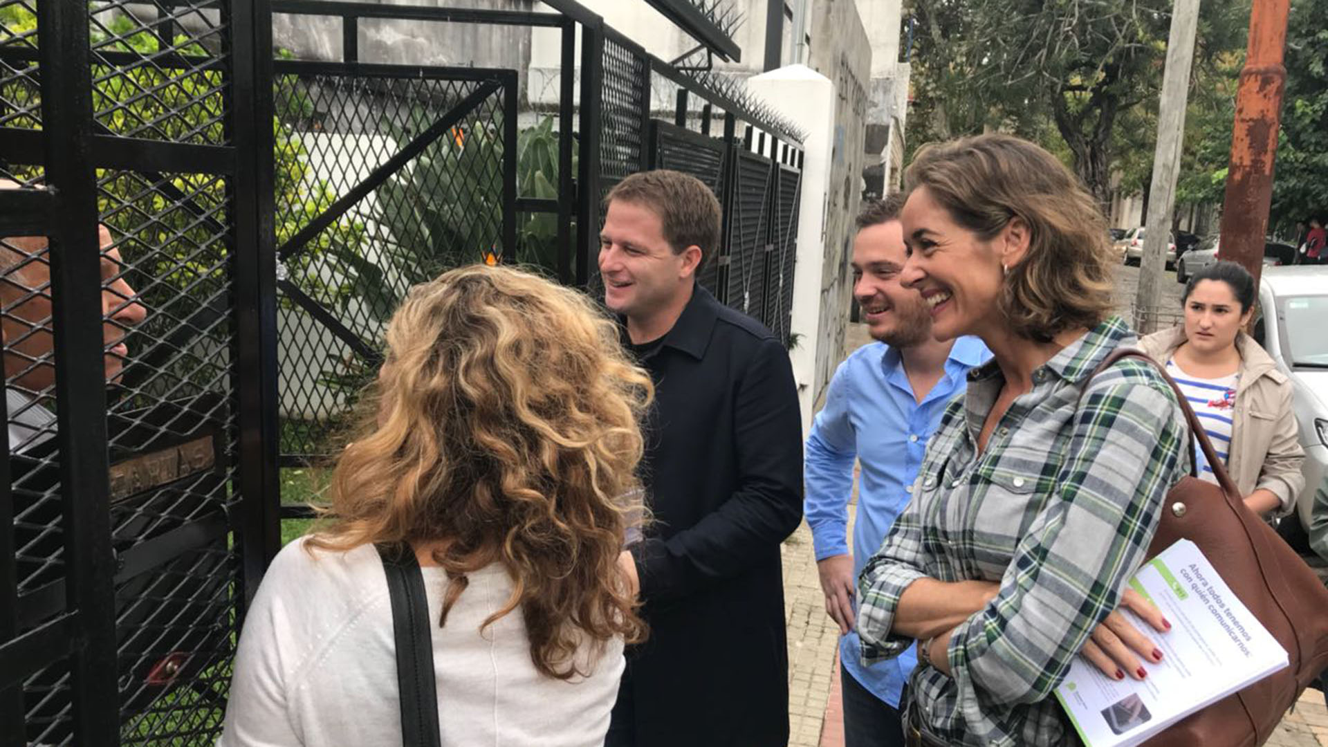 En San Fernando estuvieron el secretario de Asuntos Municipales bonaerense Alex Campbell junto al ministro de Salud de la Provincia de Buenos Aires, Andrés Scarsi