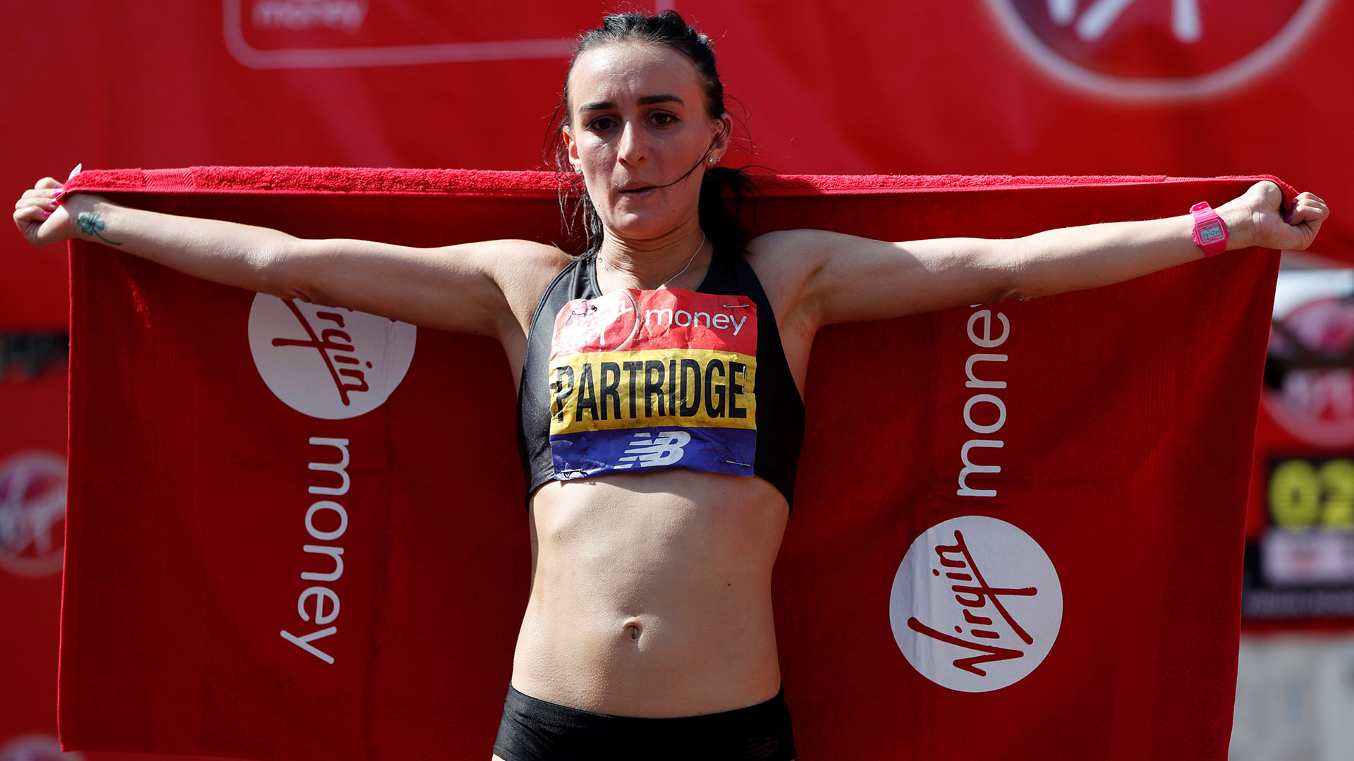 Cheruiyot, campeona olímpica de 5.000 metros, se hizo con el triunfo por delante de su compatriota Brigid Kosgei (2h20:13) y de la etíope Tadelech Bekele (2h21:30)
