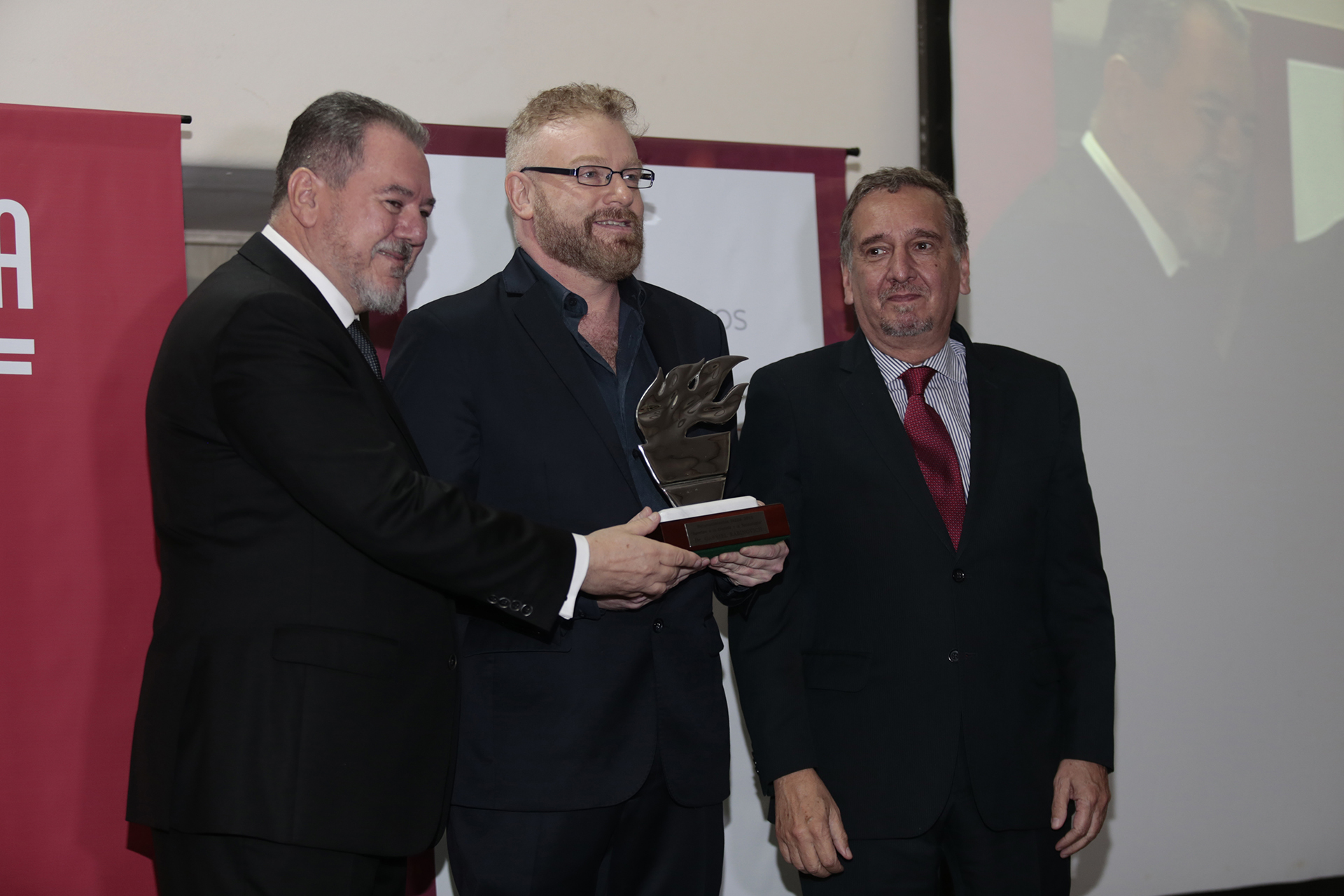 Gabriel Rabinovich recibió el Reconocimiento TAEDA 2018 por sus más de dos décadas de investigación, para encontrar terapias innovadoras para el tratamiento del cáncer y otras enfermedades