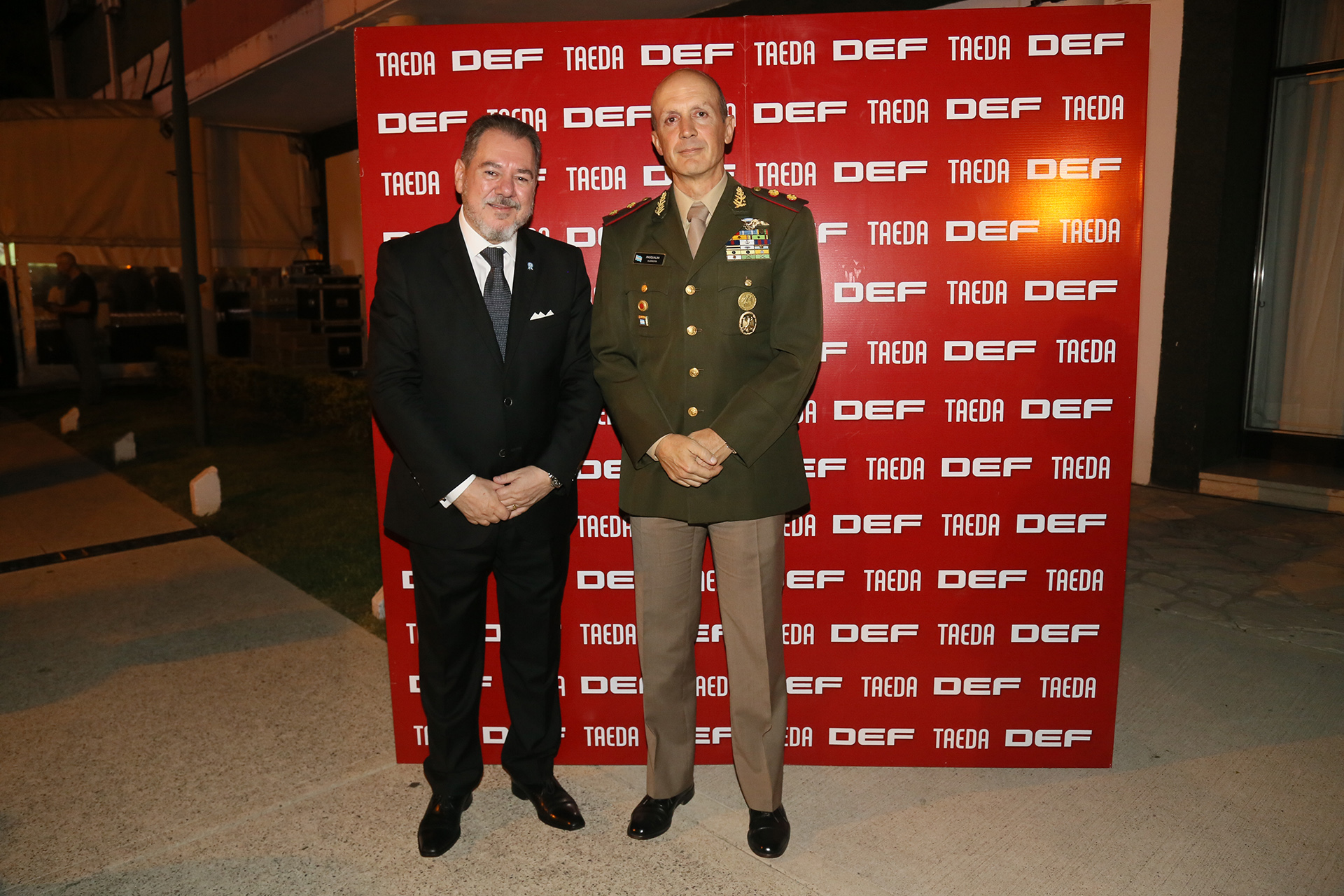 Mario Montoto junto al Jefe del Ejército, Claudio Pasqualini
