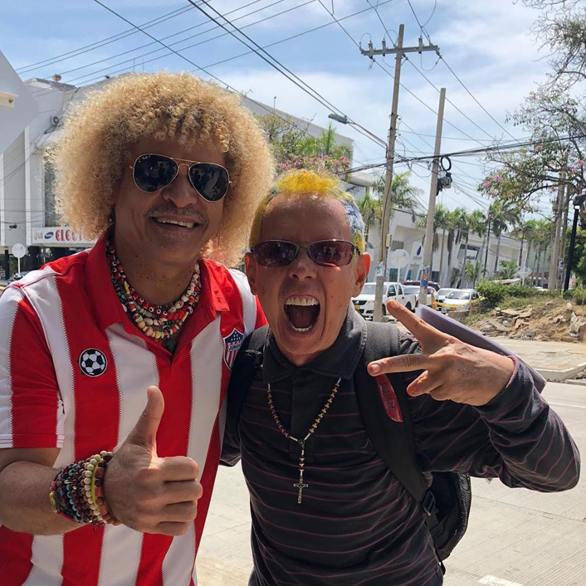 Gustavo Llanos con unos de sus exjugadores favoritos, Carlos ‘El Pibe’ Valderrama.