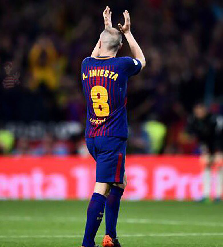 Iniesta jugará su último clásico antes de marcharse del Barcelona