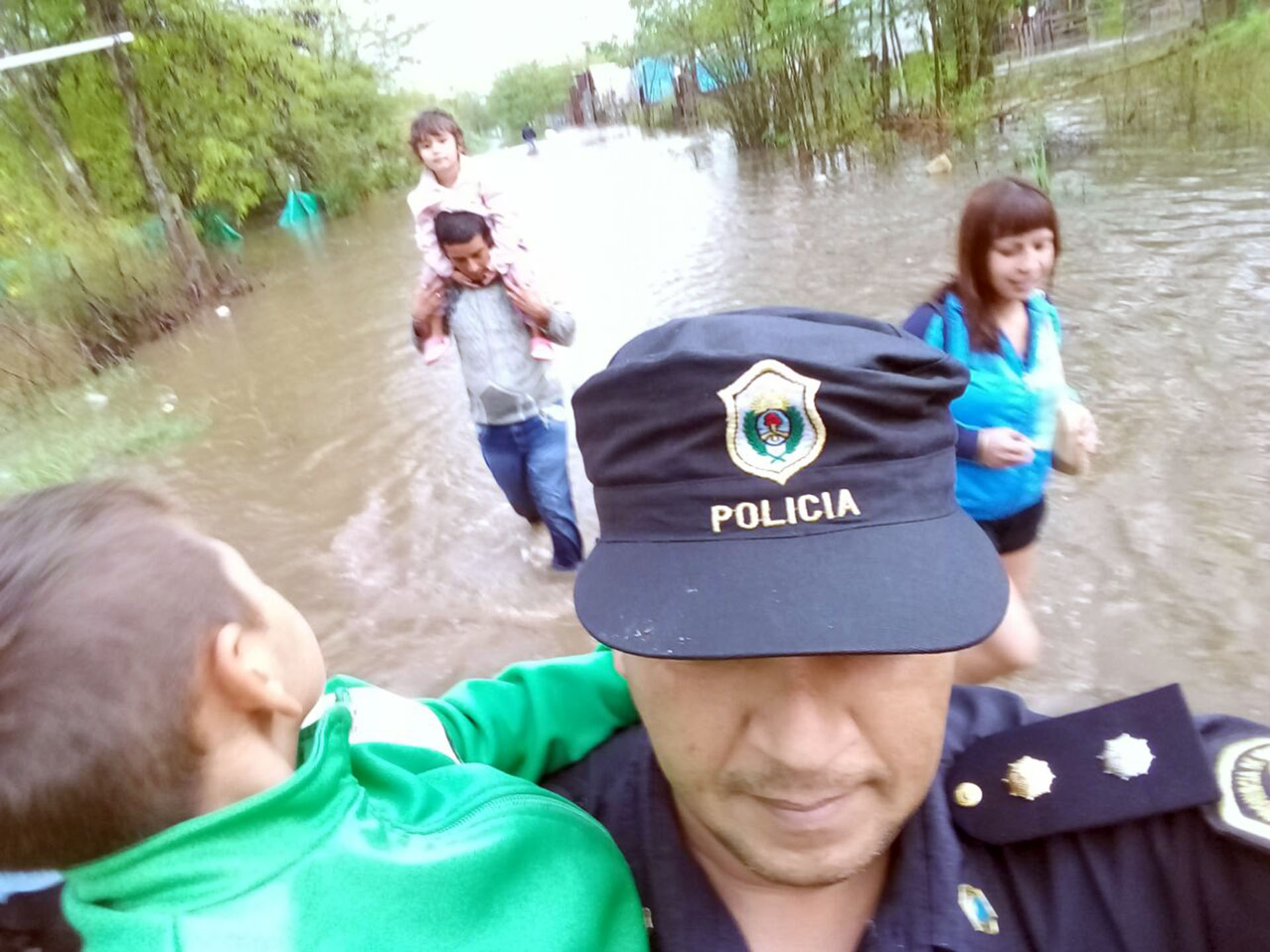 En algunas zonas el agua arrasó con todo
