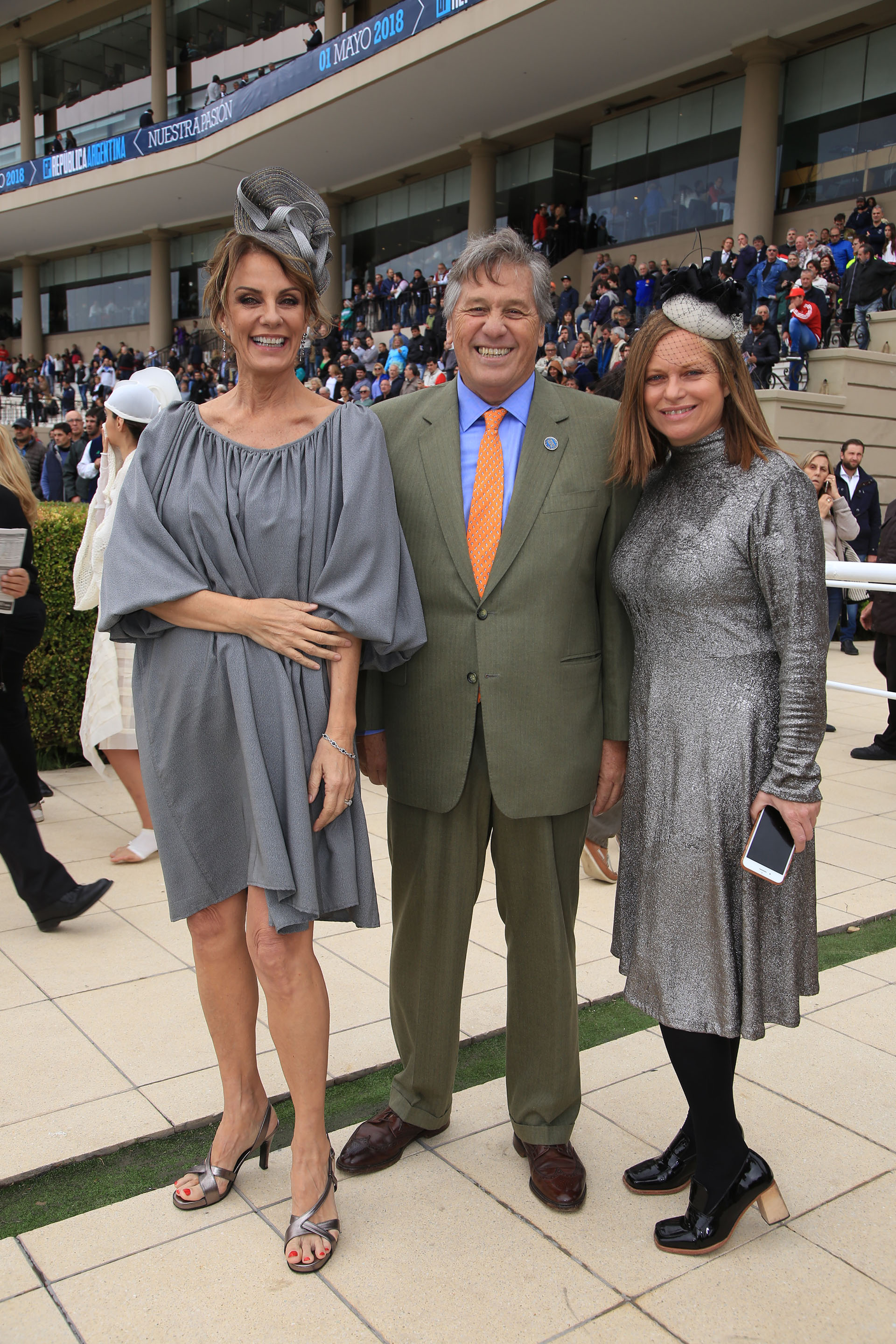 Nequi Galotti junto a Antonio Bullrich y Gabriela Vidal, productora general de Hat Show