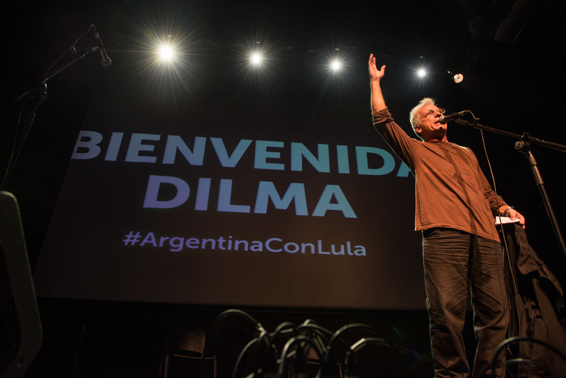 El actor Gerardo Romano también se subió al escenario