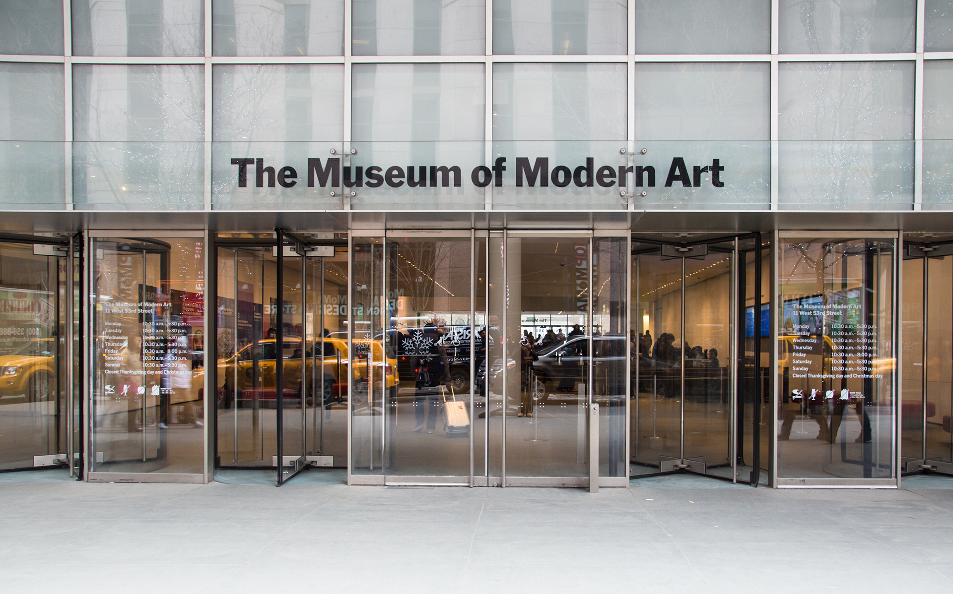 El MOMA de Nueva York fue fundado en 1929. Vidriado y colores claros caracterizan a esta joya moderna de la Gran Manzana (Getty Images)