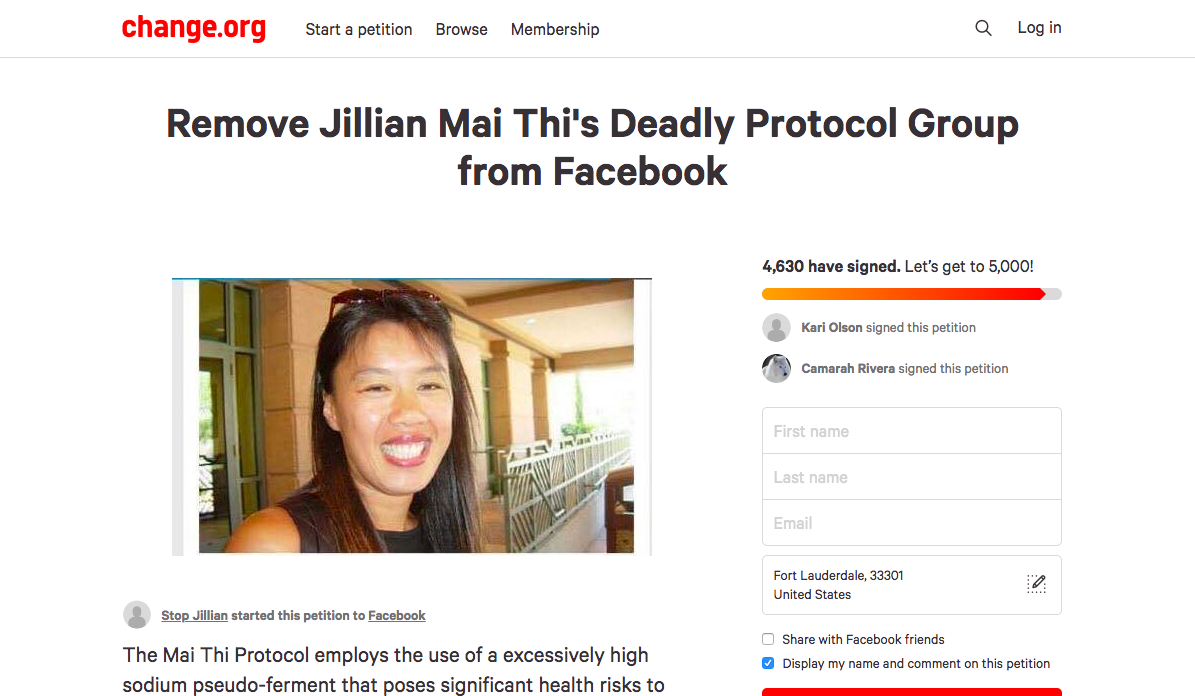 Uno de los grupos opositores a Jillian Epperly creó una página en Change para pedir que saliera de Facebook.