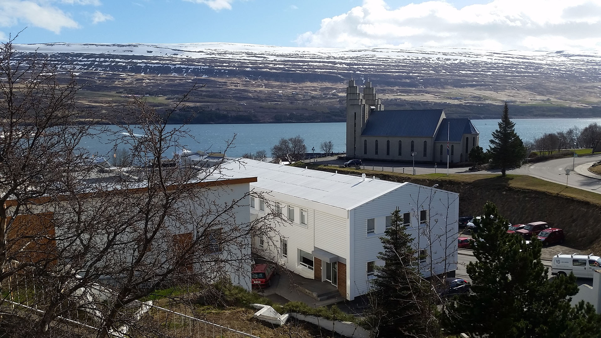 Paisaje de la bahía de Akureyri