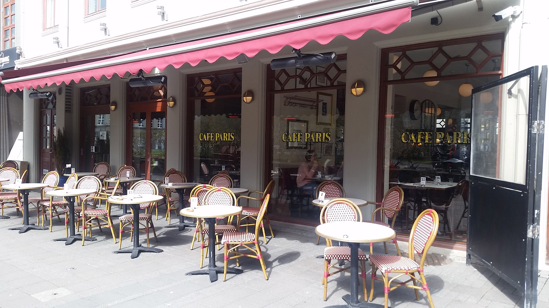 El tradicional café Paris
