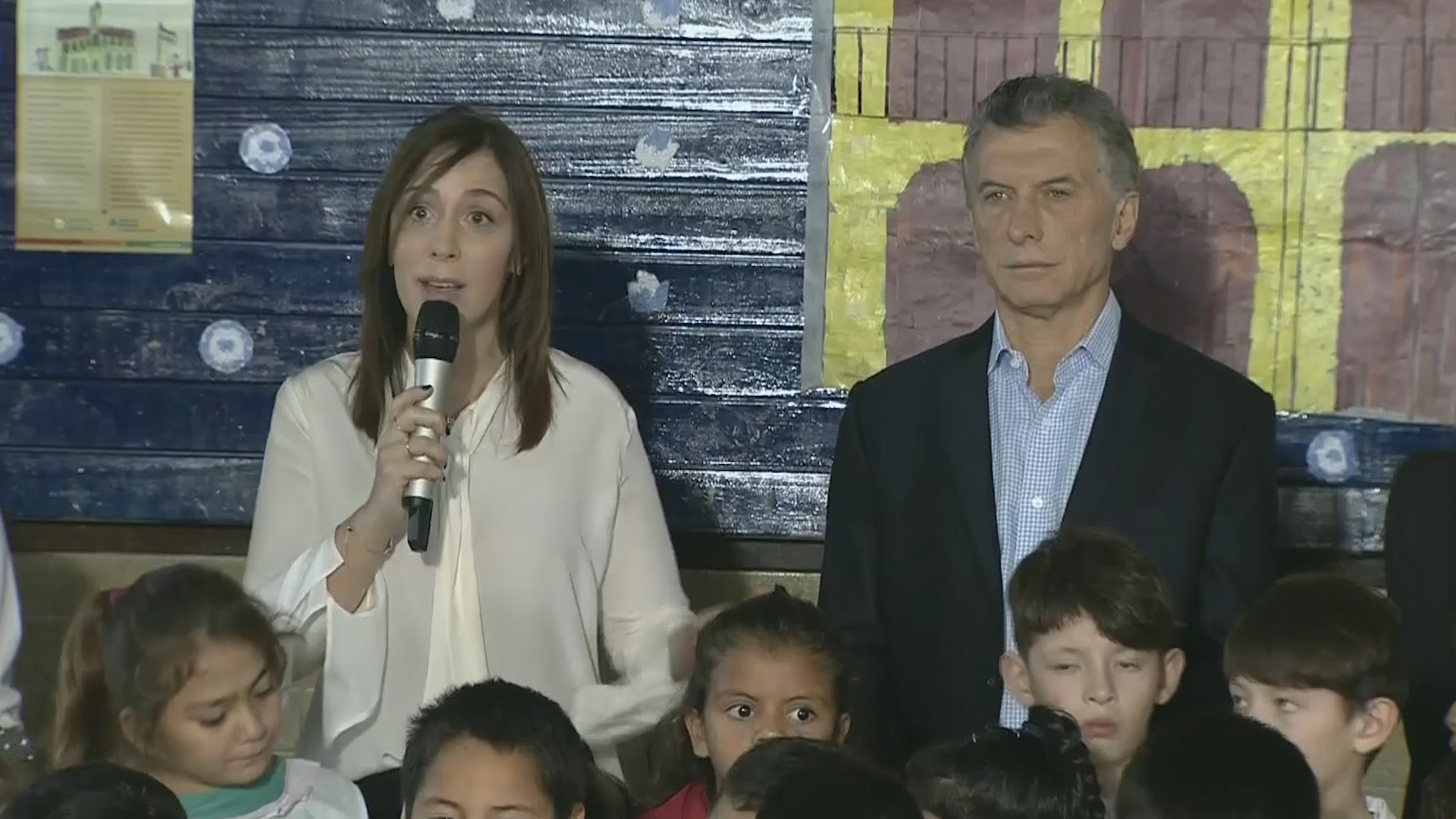 María Eugenia Vidal junto al presidente Macri en un acto