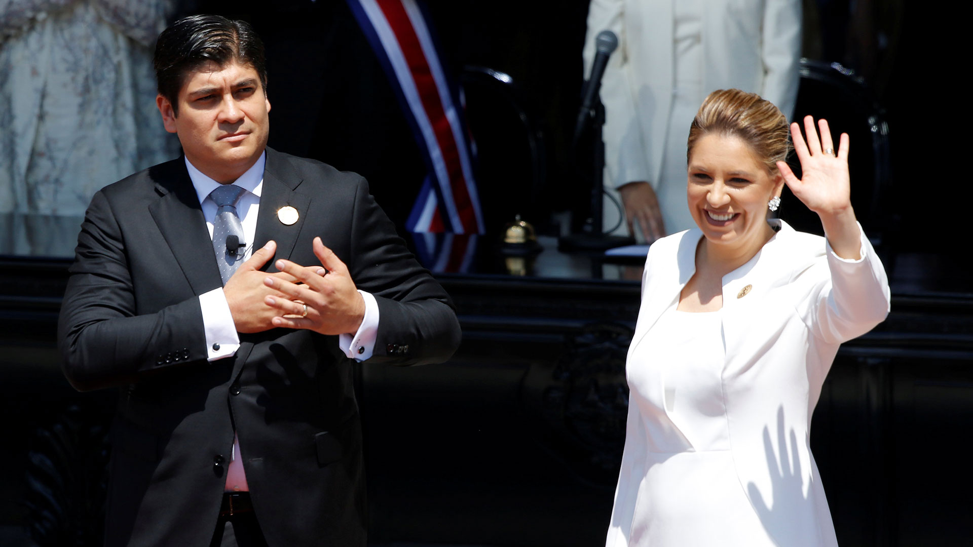Carlos Alvarado ganó las elecciones en Costa Rica con el apoyo de los planes de energías verdes de su esposa, Claudia Dobles (Reuters)