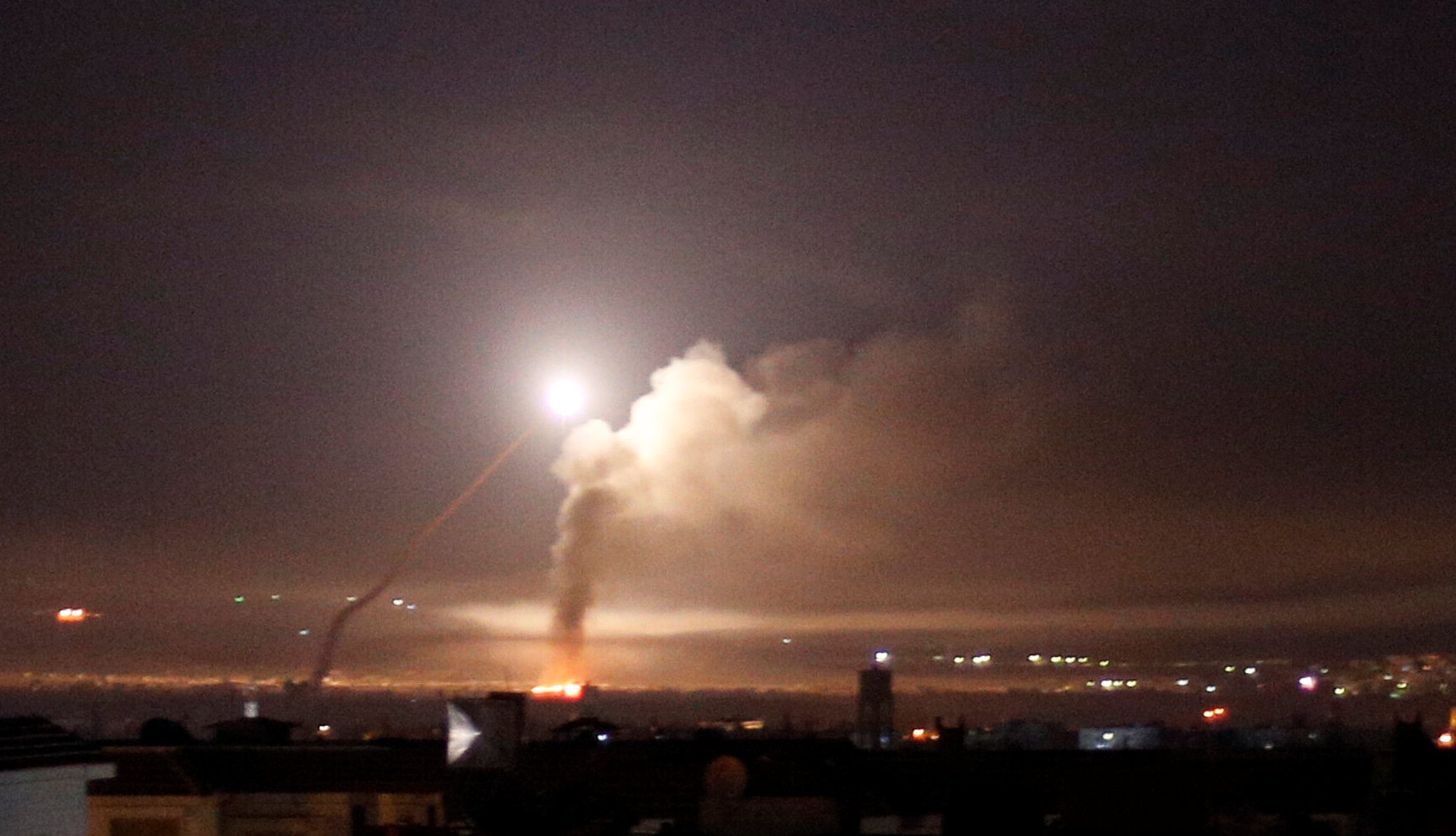 Misiles sobre Damasco (Archivo Reuters/Omar Sanadiki)
