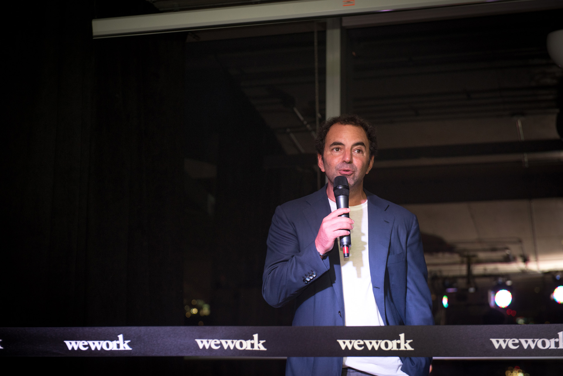 Patricio Fuks, CEO de WeWork para Latinoamérica -una compañía que redefinió el concepto del trabajo en todo el mundo- durante la inauguración de su nuevo edificio en Vicente López, el mismo mes de su primer aniversario en la Argentina