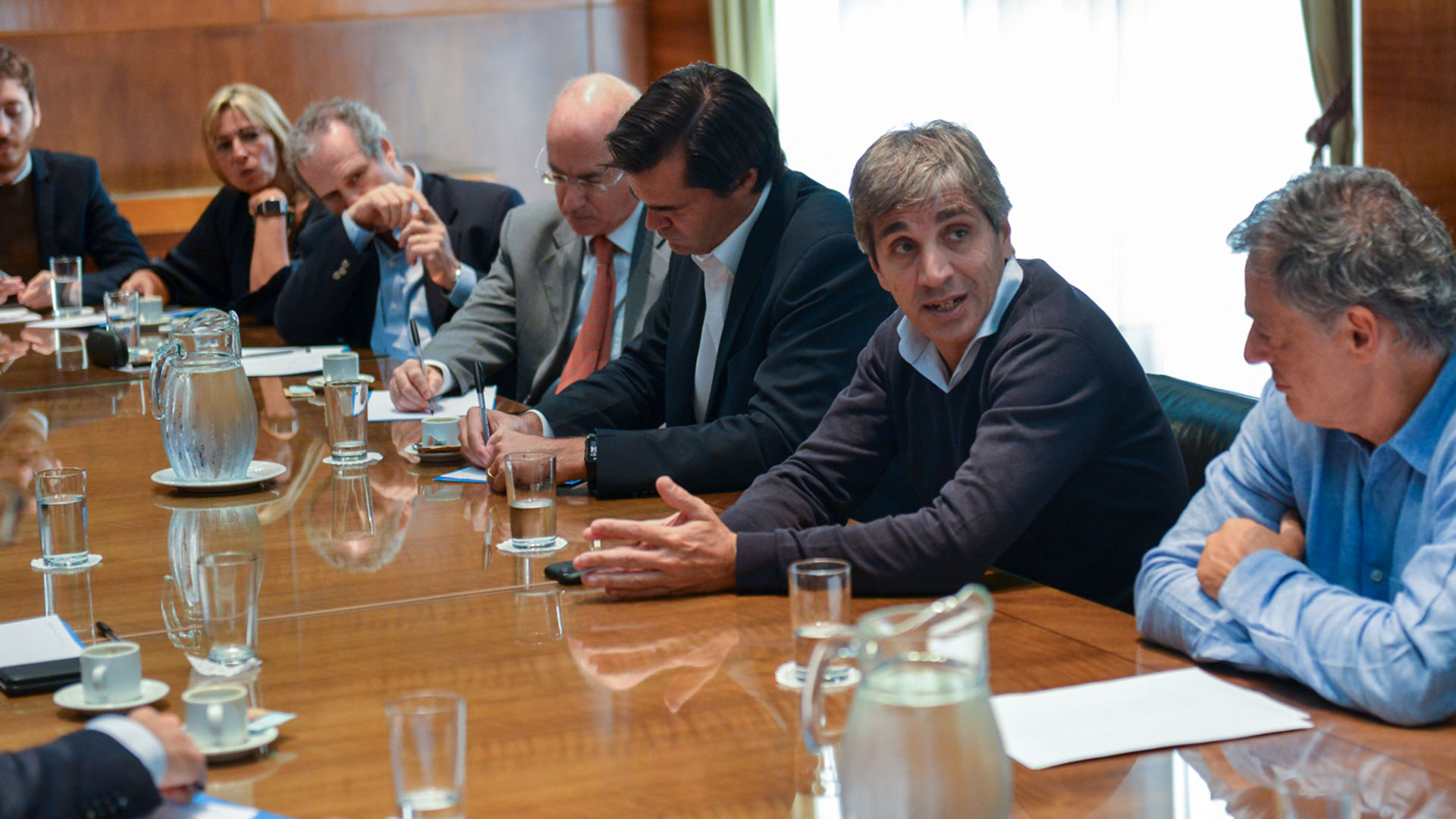 Caputo y Cabrera con los empresarios (Presidencia)