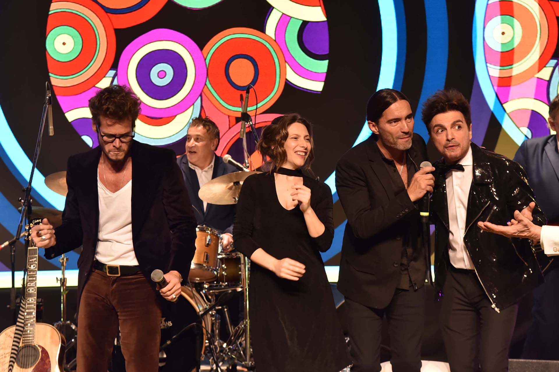 Emanuel Ortega, Elena Roger, Daniel Agostini y Ale Sergi