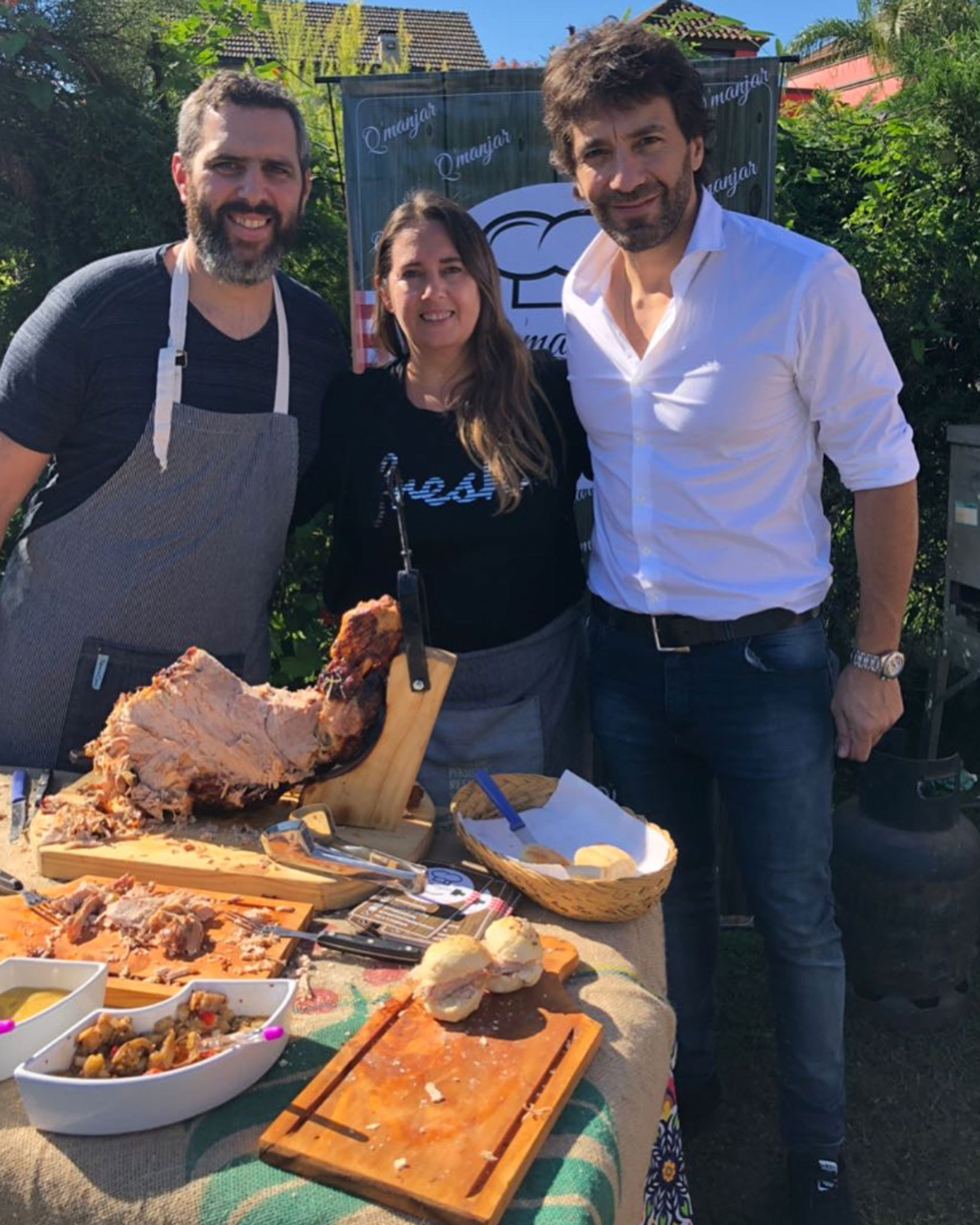 El menú: surtido de quesos y fiambres, pata de pernil y pizzas y empanadas caseras hechas en el momento (Foto: Instagram)