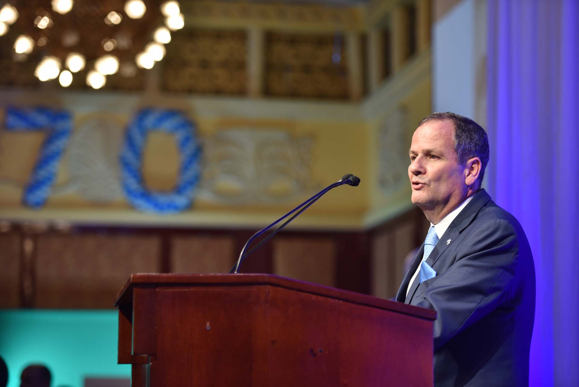 El embajador de Israel en Argentina, Ilan Sztulman, dio un emotivo discurso