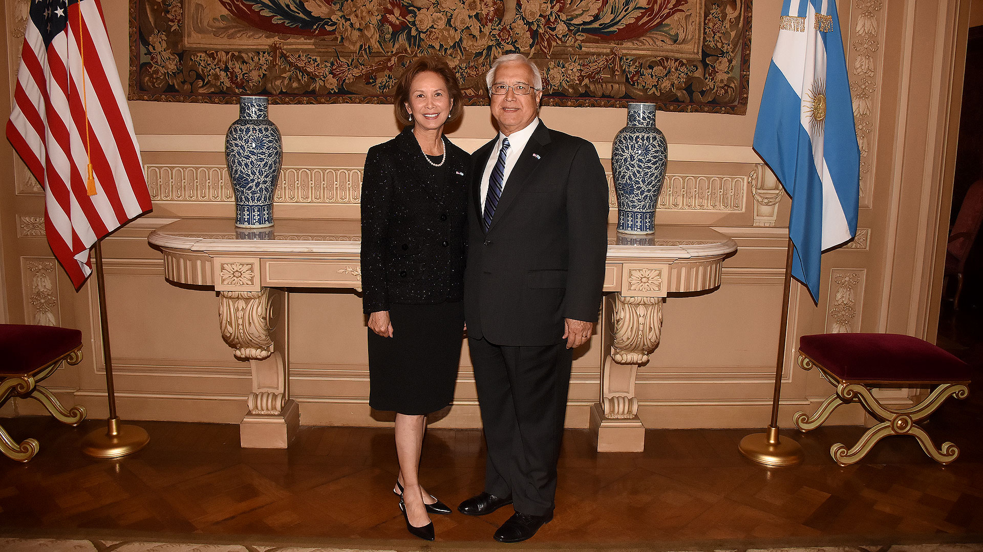 El embajador Edward Prado y su mujer María