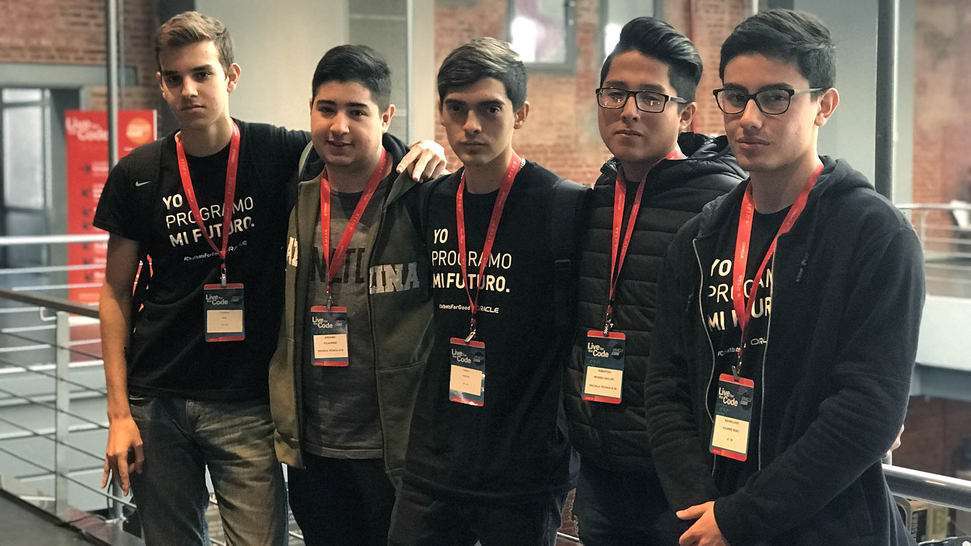 Thomas Rial, Jerónimo Villaverde, Pablo Paidón, Sebastián Méndez Guillén, Maximiliano Aguirre , creadores de Stephen Bot, una plataforma para ayudar a organizar el estudio de las materias.