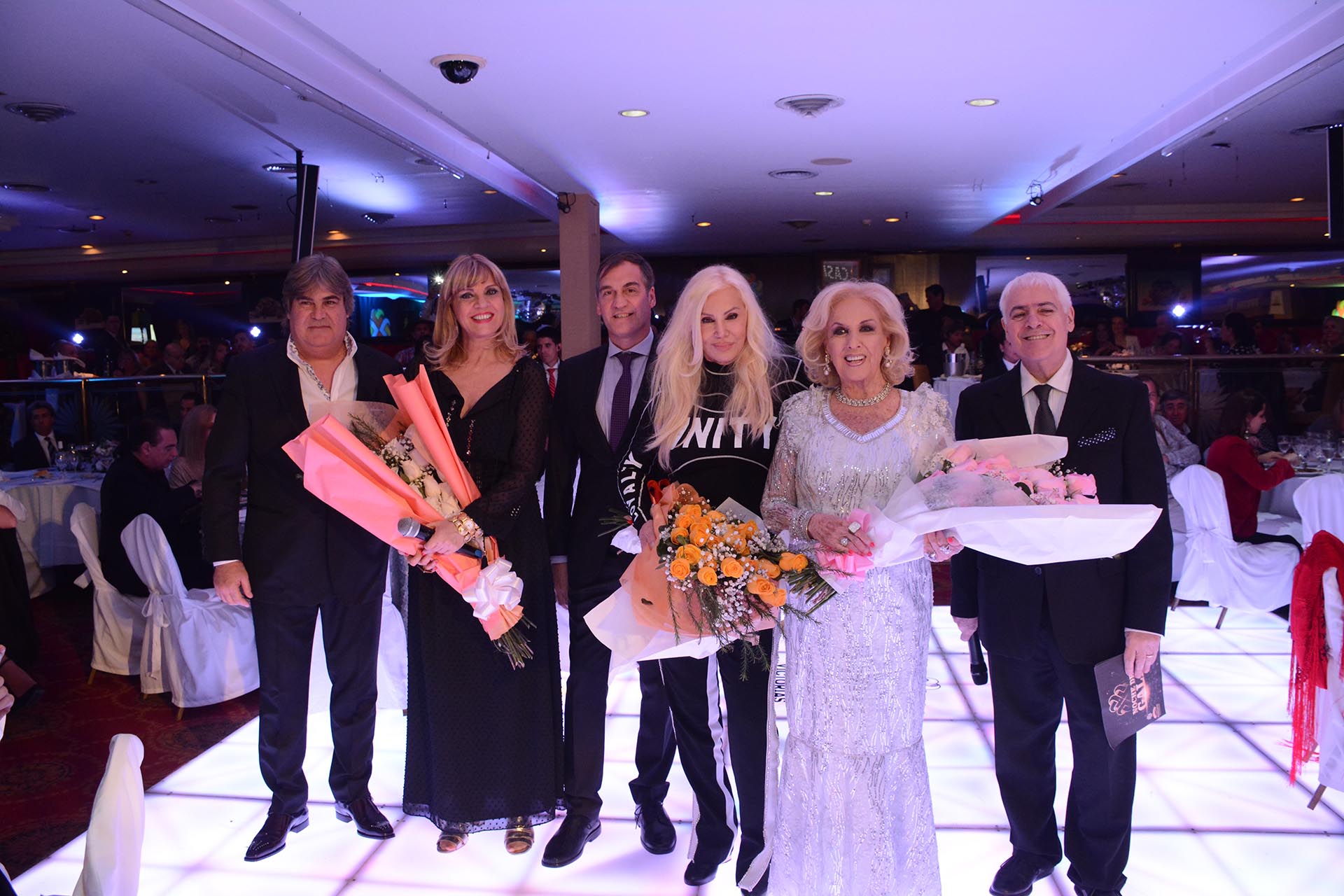 Daniel Mautone, Teté Coustarot, Leonardo Cattaneo, Susana Giménez, Mirtha Legrand y Carlos Bermejo