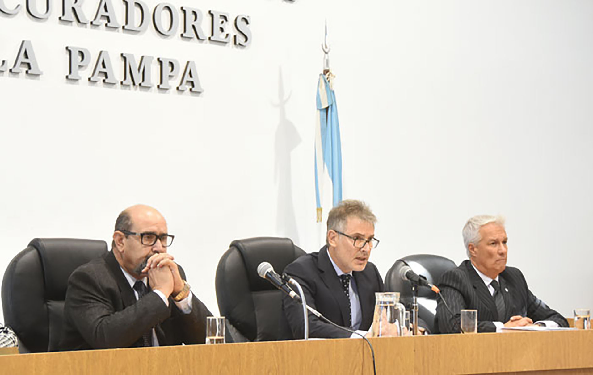 El tribunal oral que condenó al ex- juez y ordenó su detención (Fotografía “El Diario de La Pampa”)