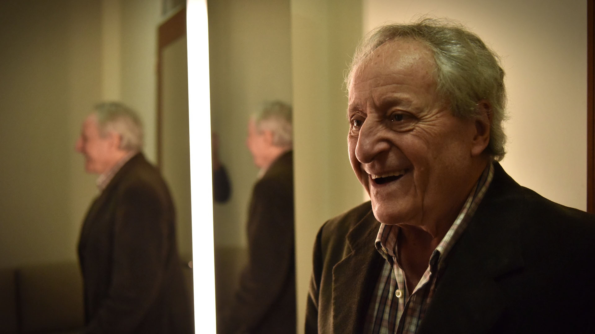 A lo largo de su carrera participó en más de sesenta obras de teatro