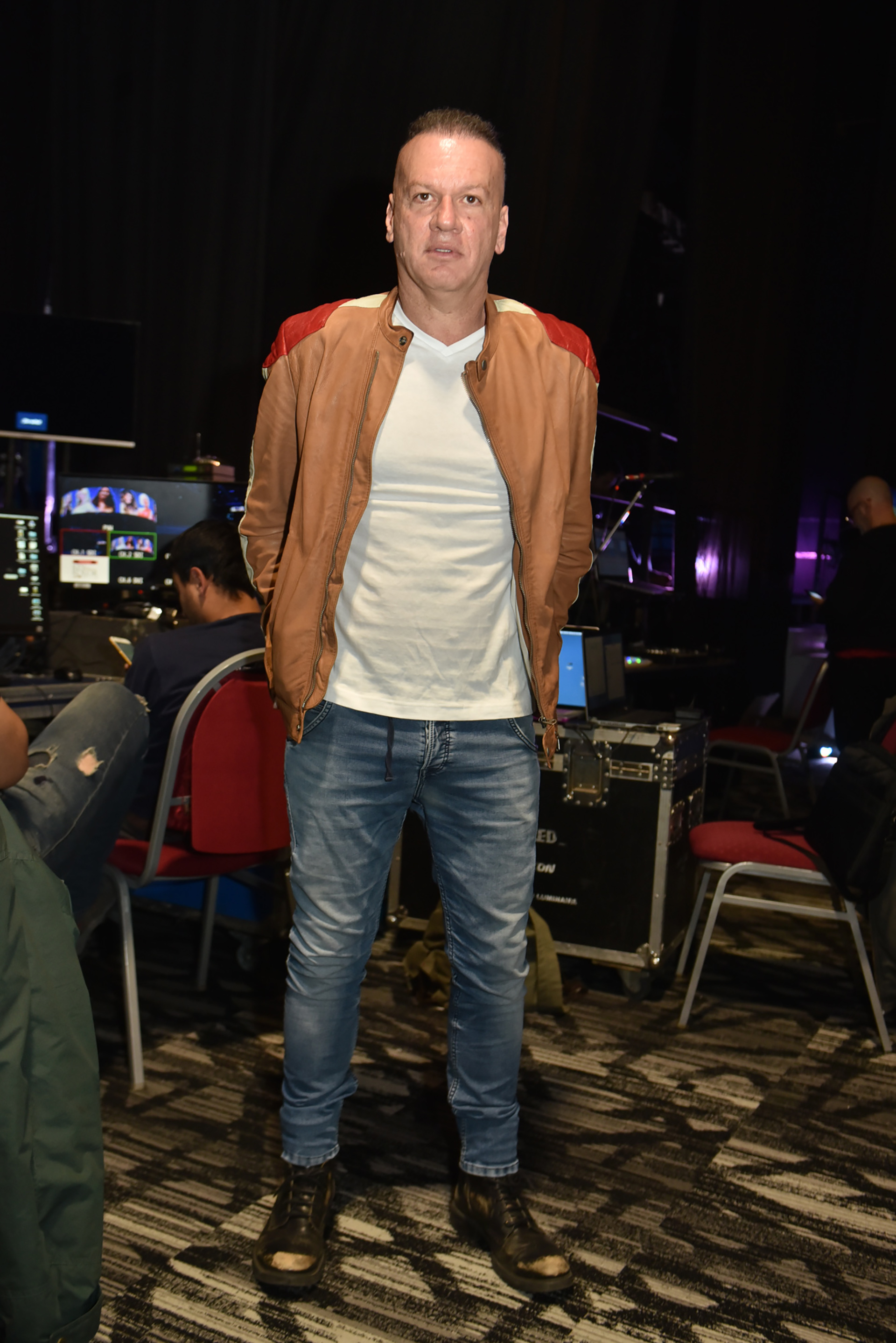 El manager de modelos y empresario Leandro Rud en el backstage del desfile más esperado