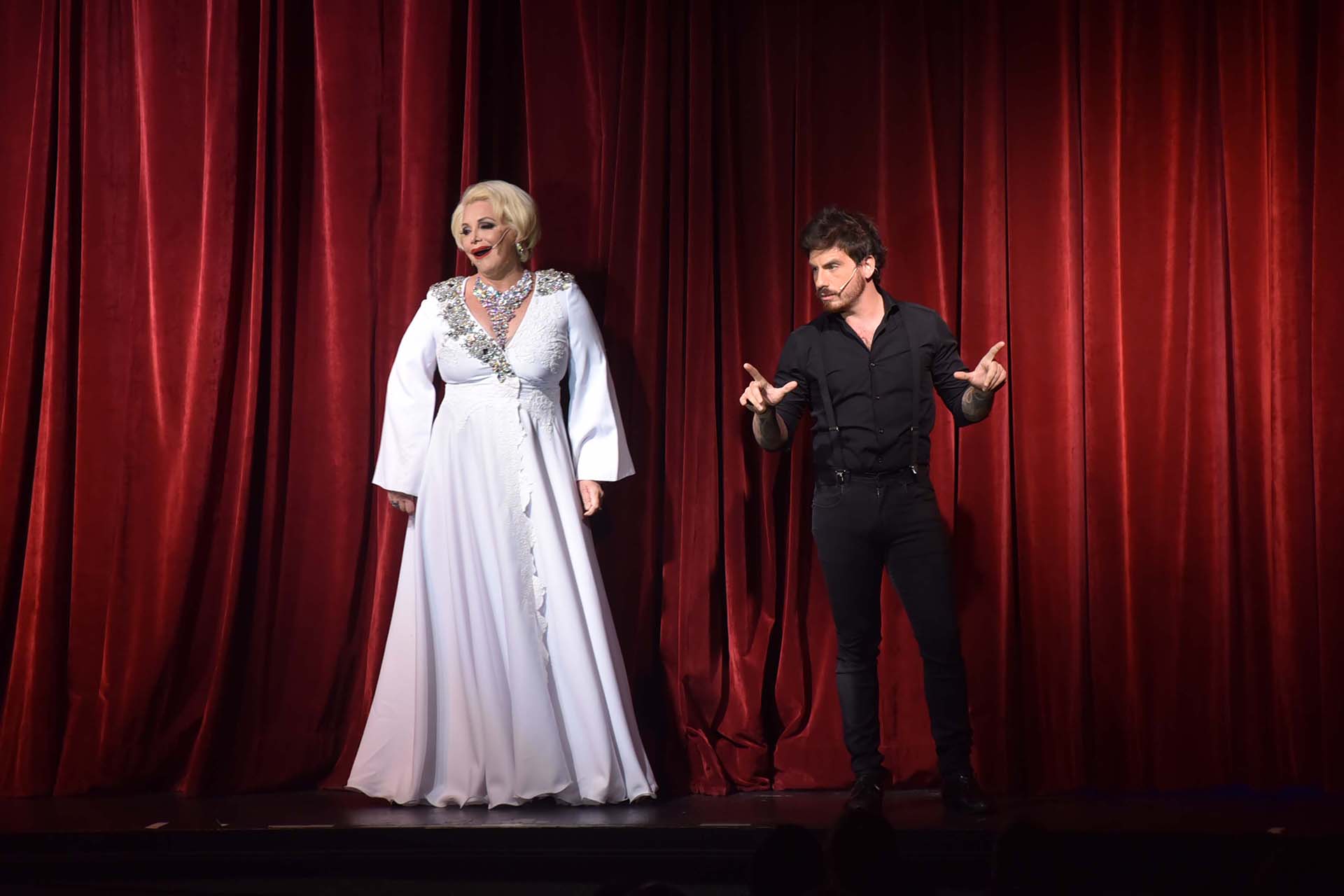 Carmen Barbieri junto a Fede Bal