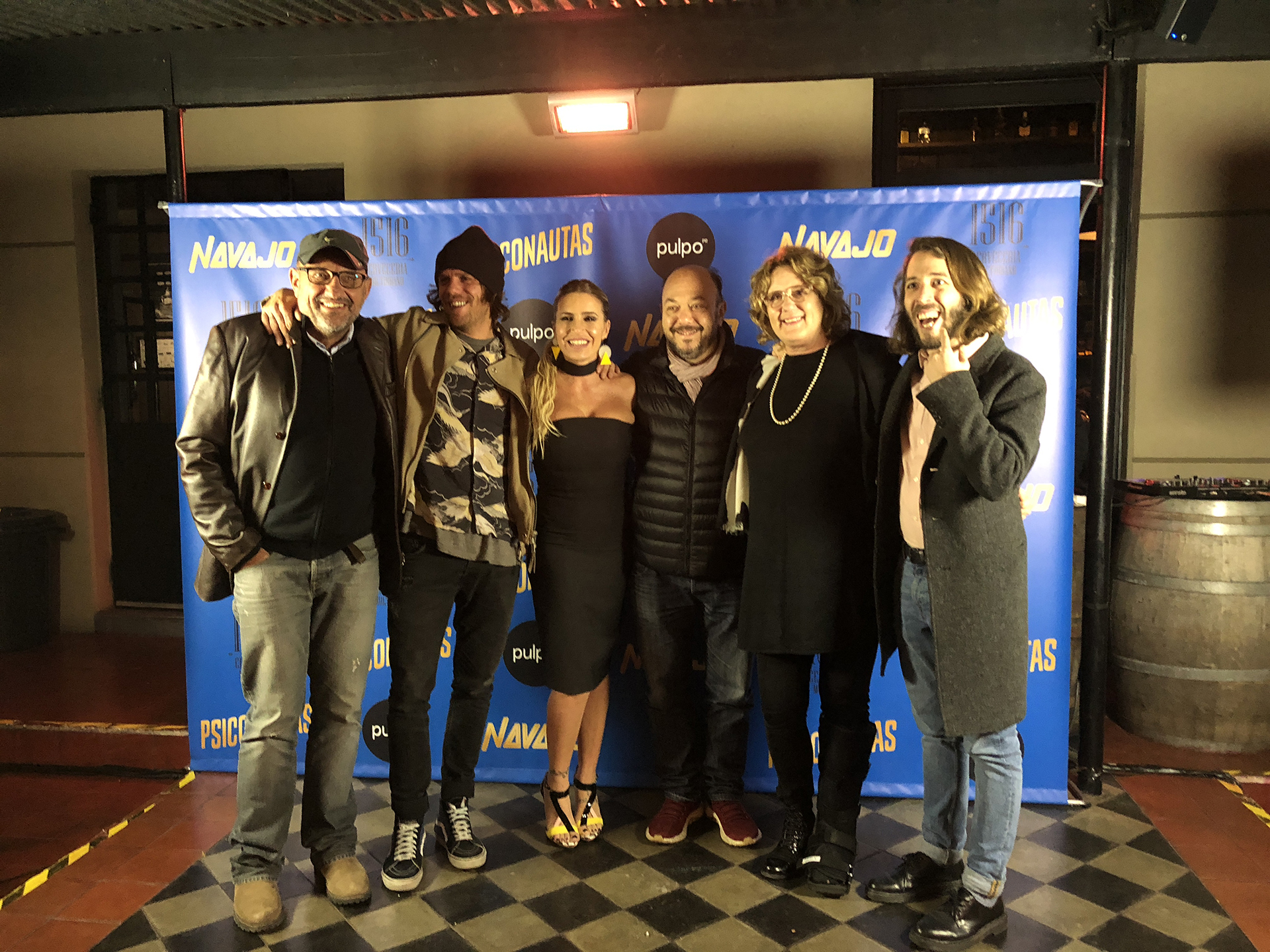 El Puma Goity, Lucas Vivo, Florencia Peña, Luis Ziembrowski, Verónica Llinás y Martín Piroyansky celebraron el éxito de “Psiconautas”, la comedia argentina que puede verse en Netflix